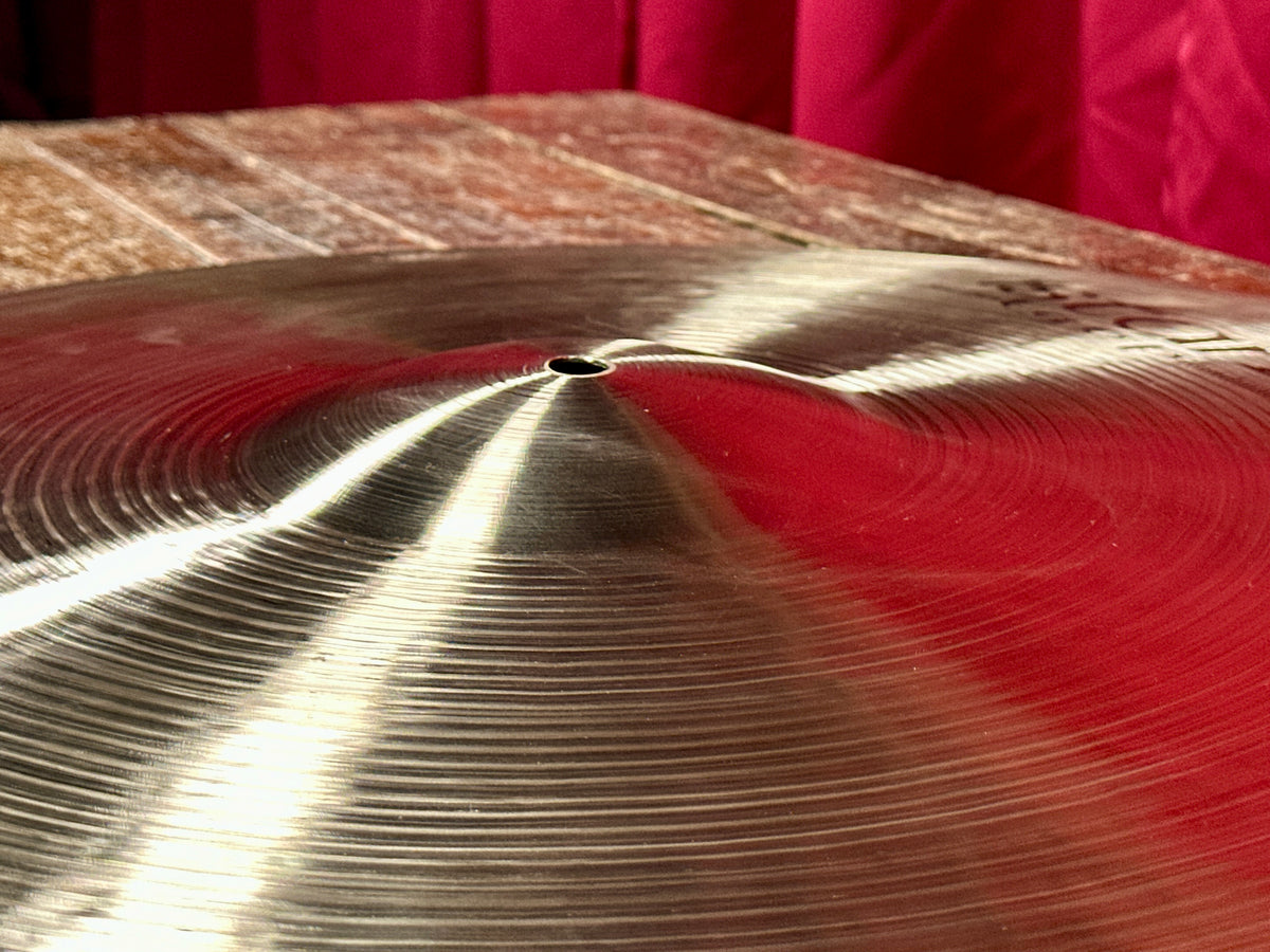 22" Istanbul Agop Traditional Dark Crash Cymbal 2130g *Video*