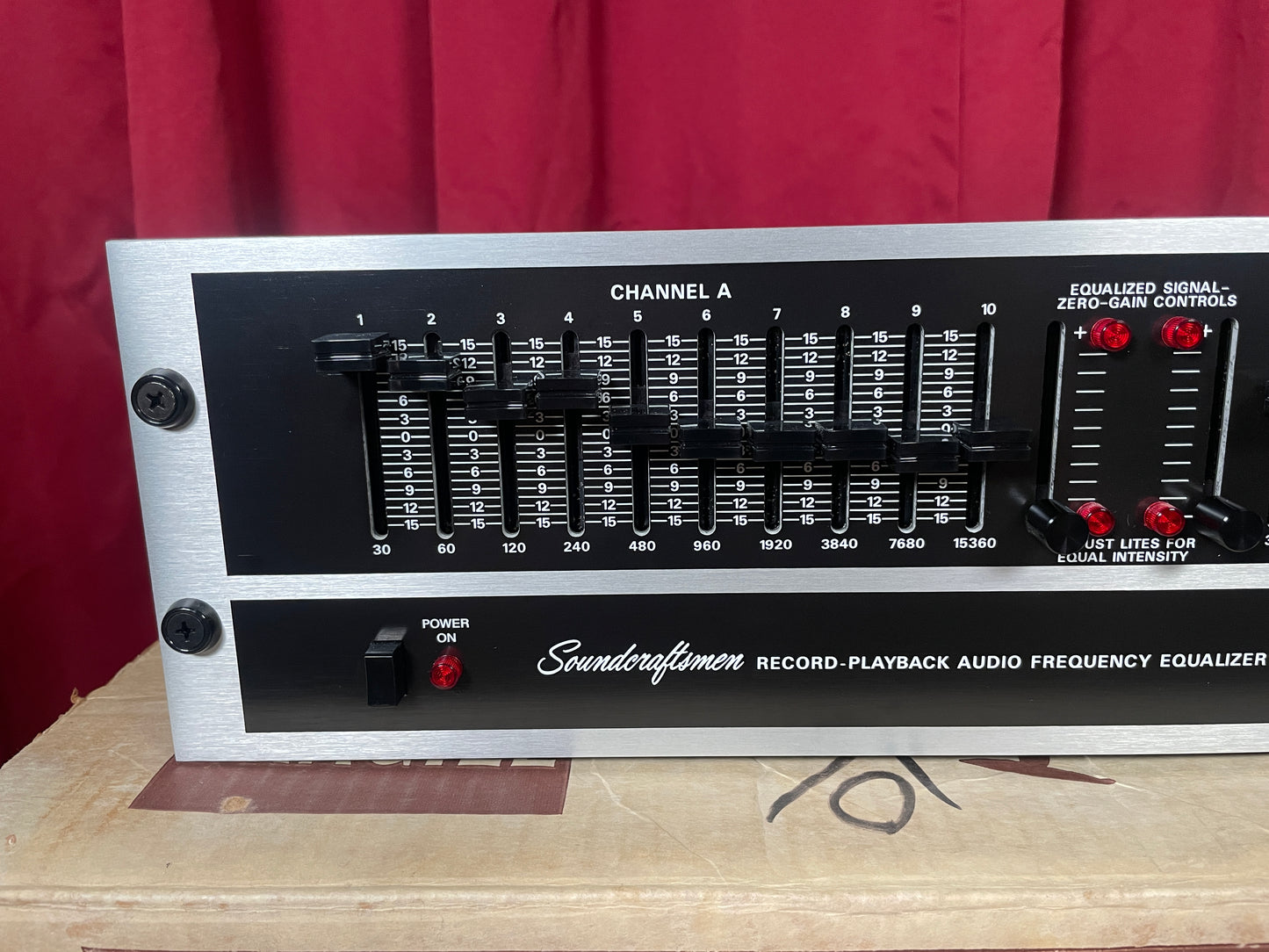 Vintage Soundcraftmen RP2215-R 10 Band Graphic Stereo Equalizer