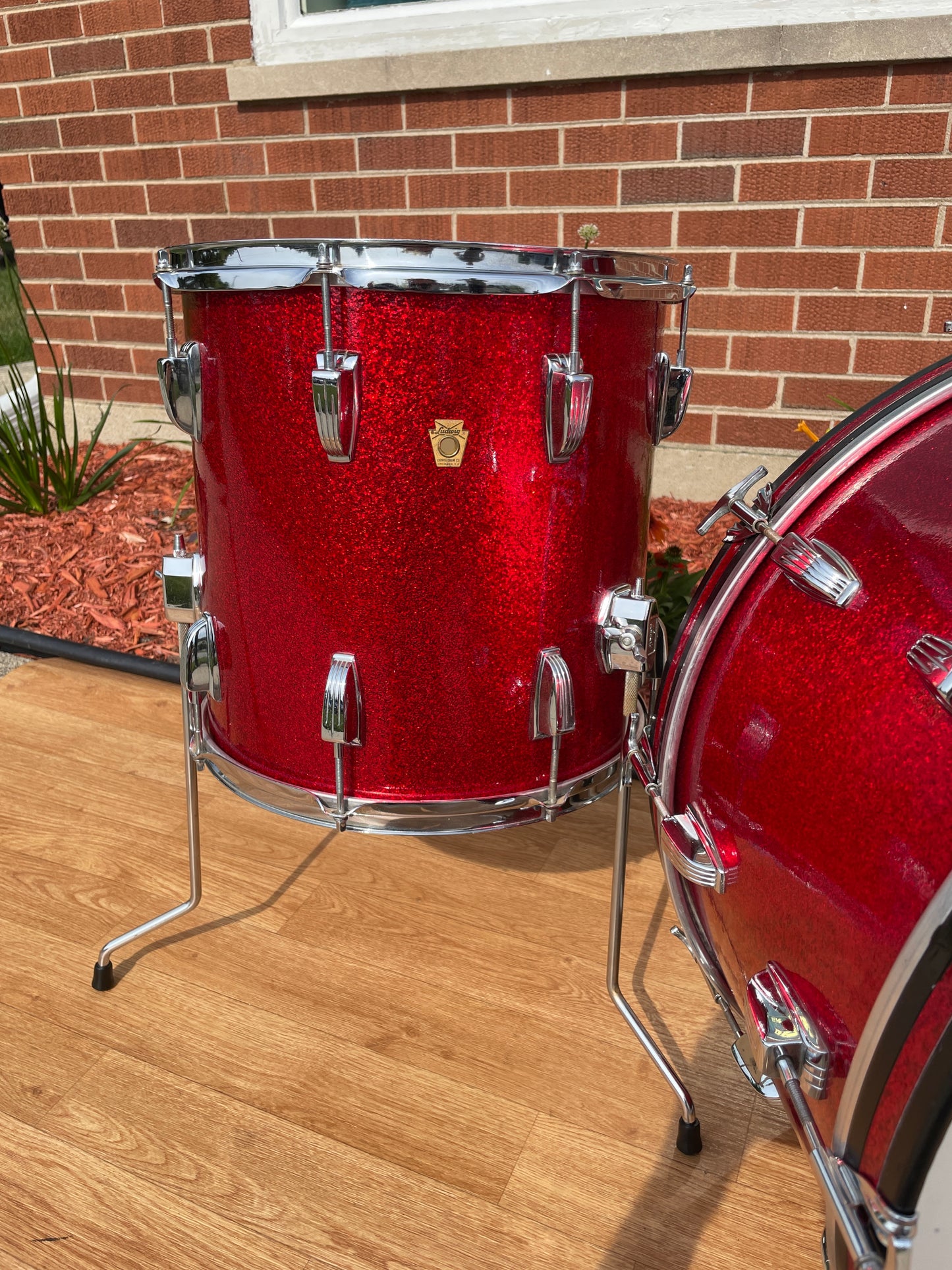 1960s Ludwig New Yorker Drum Set Red Sparkle, Floor Tom