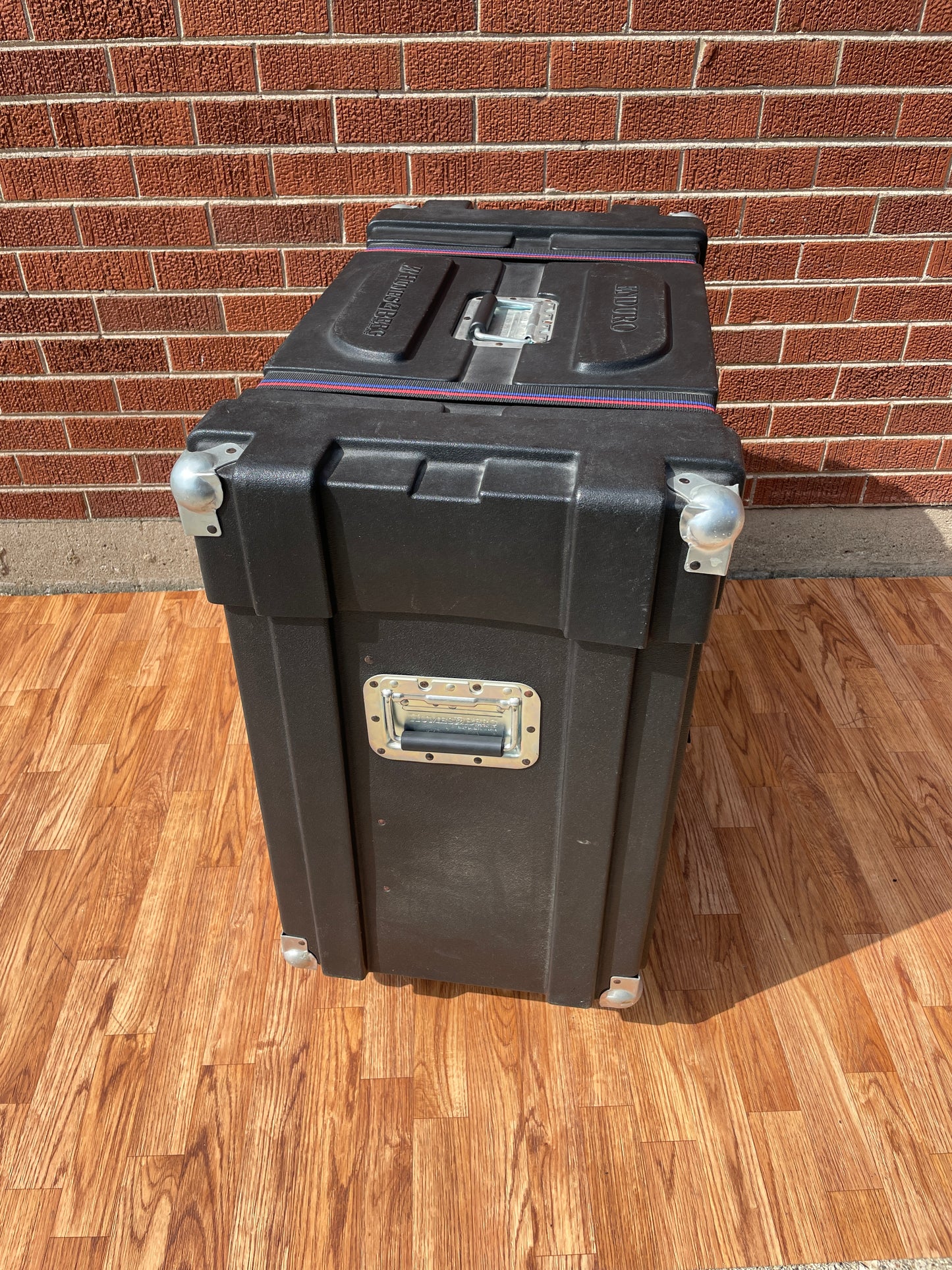 Humes and Berg Enduro Trap Case with Casters DR550XA Black