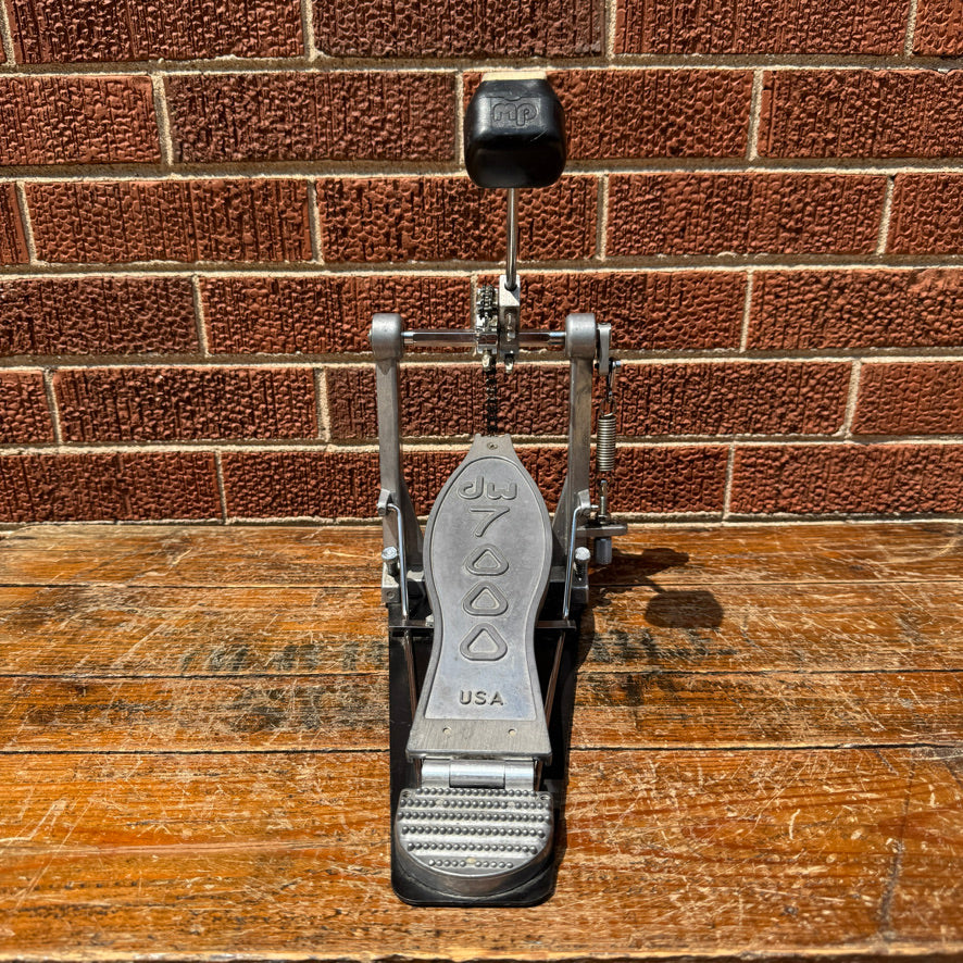 DW 7000 Series Single Chain Bass Drum Pedal Silver Drum Workshop