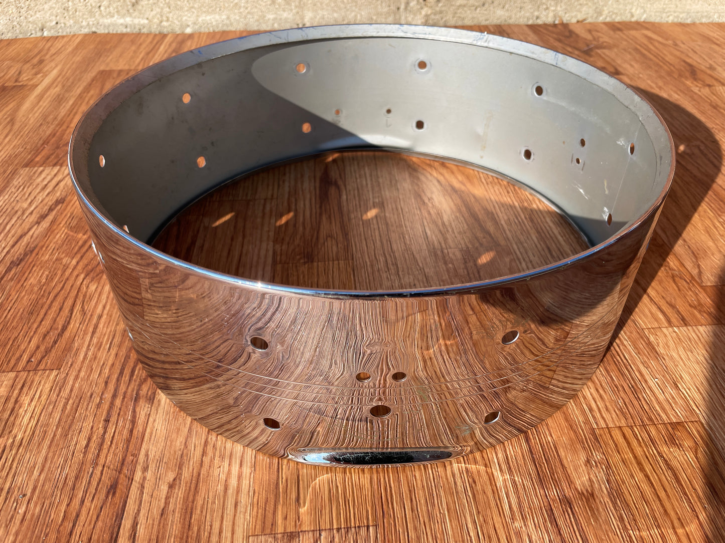 1970s Slingerland 5x14 No. 132 Gene Krupa Sound King Snare Drum Shell COB