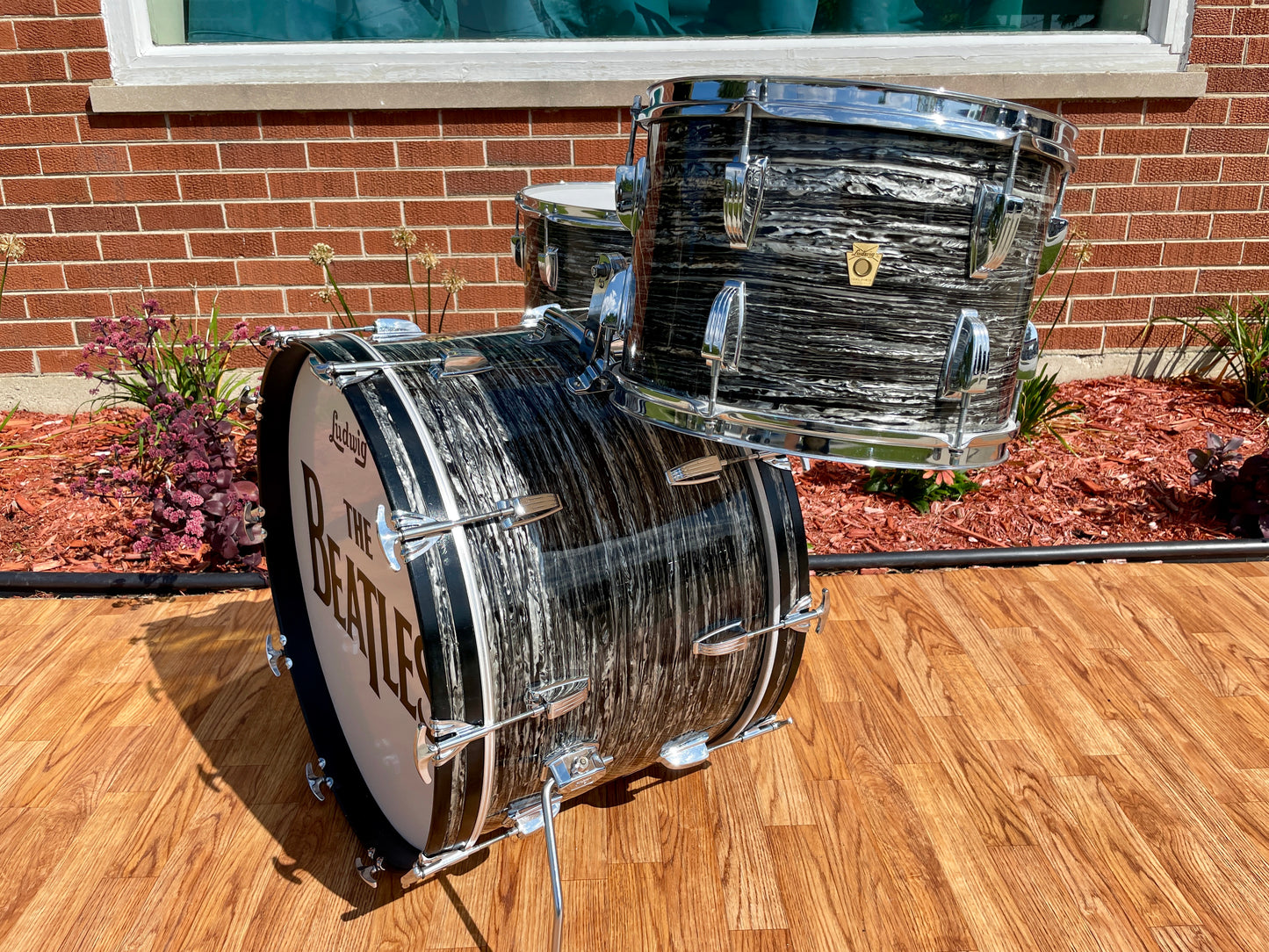1960s Ludwig Super Classic Drum Set Oyster Black Pearl 13/16/22 Ringo Starr The Beatles