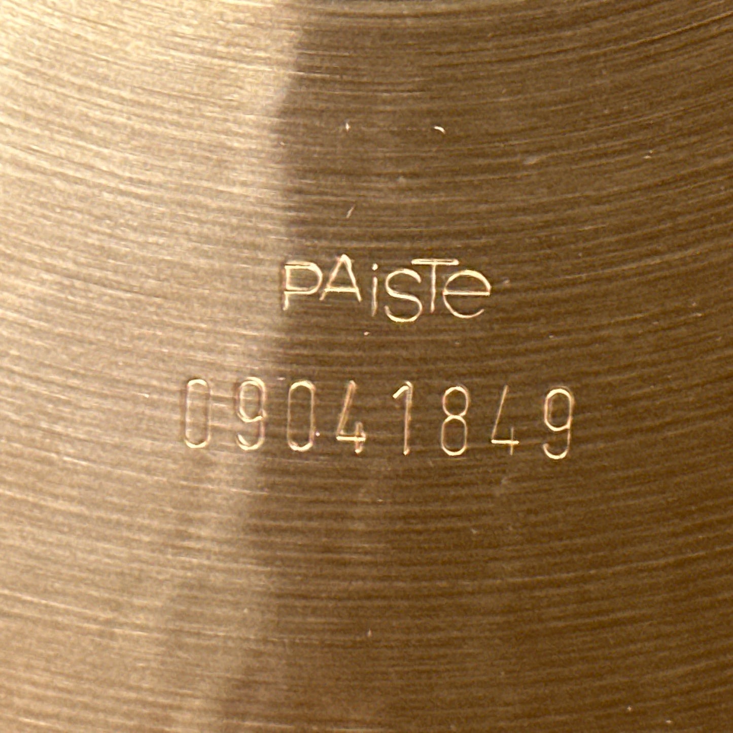 14" Paiste Giant Beat Hi-Hat Cymbal Pair 810g/1036g *Video Demo*