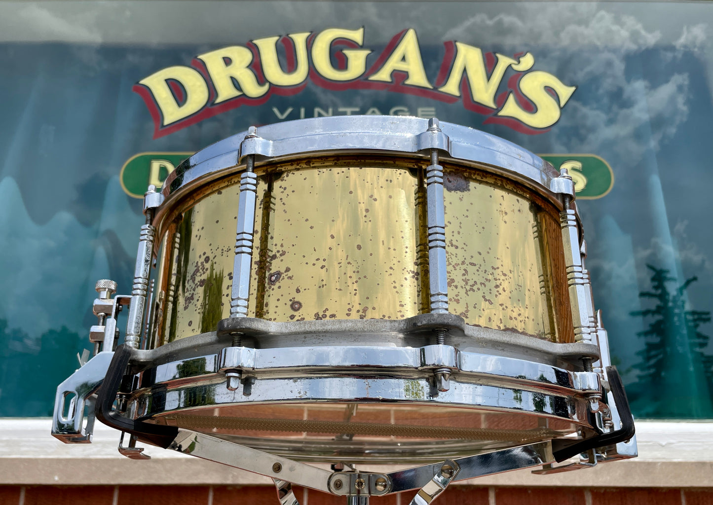 1980s Pearl 6.5x14 Brass Free Floating Snare Drum B-914D