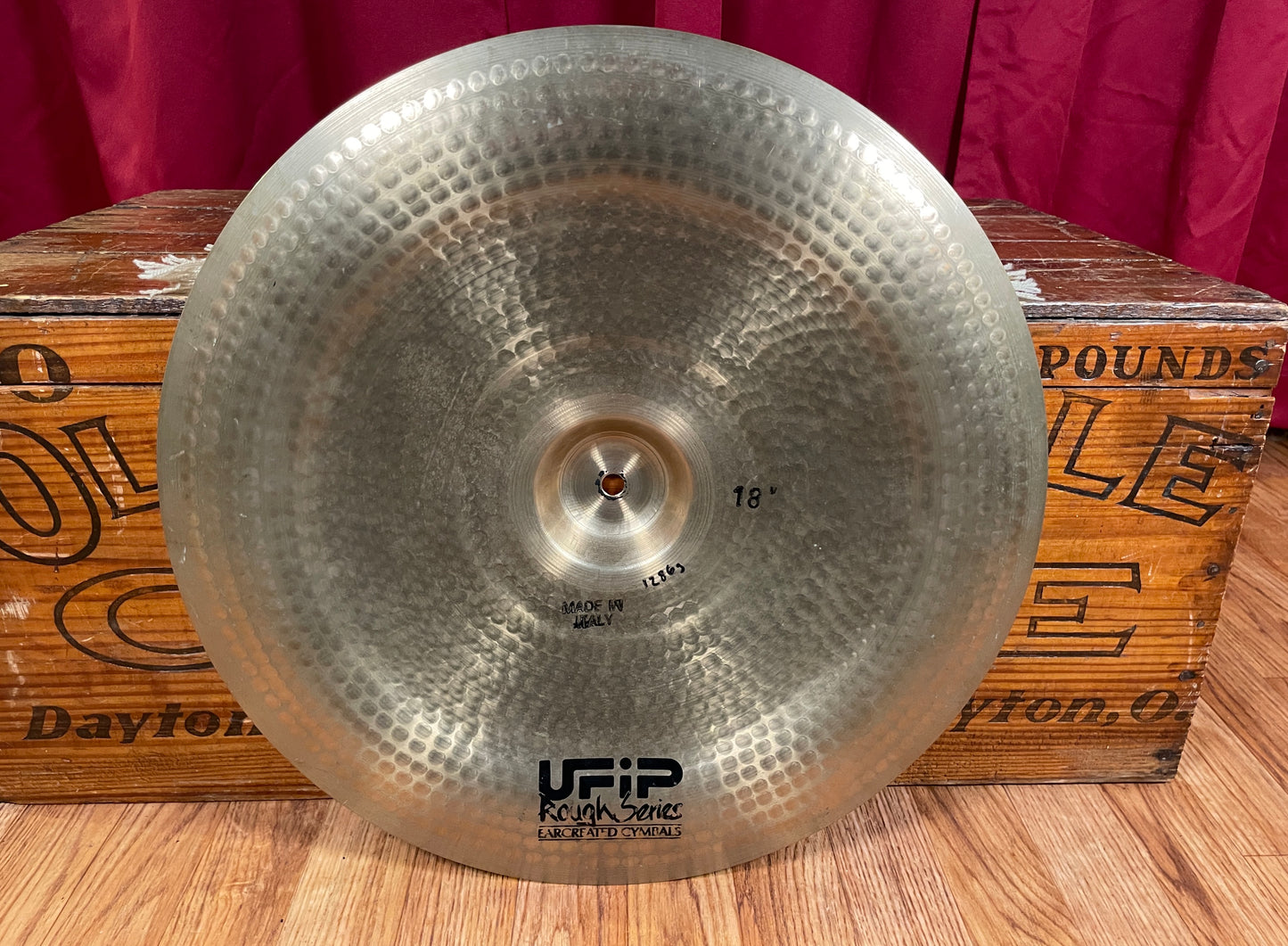 18" UFIP Rough Series China Cymbal 1286g *Video Demo*