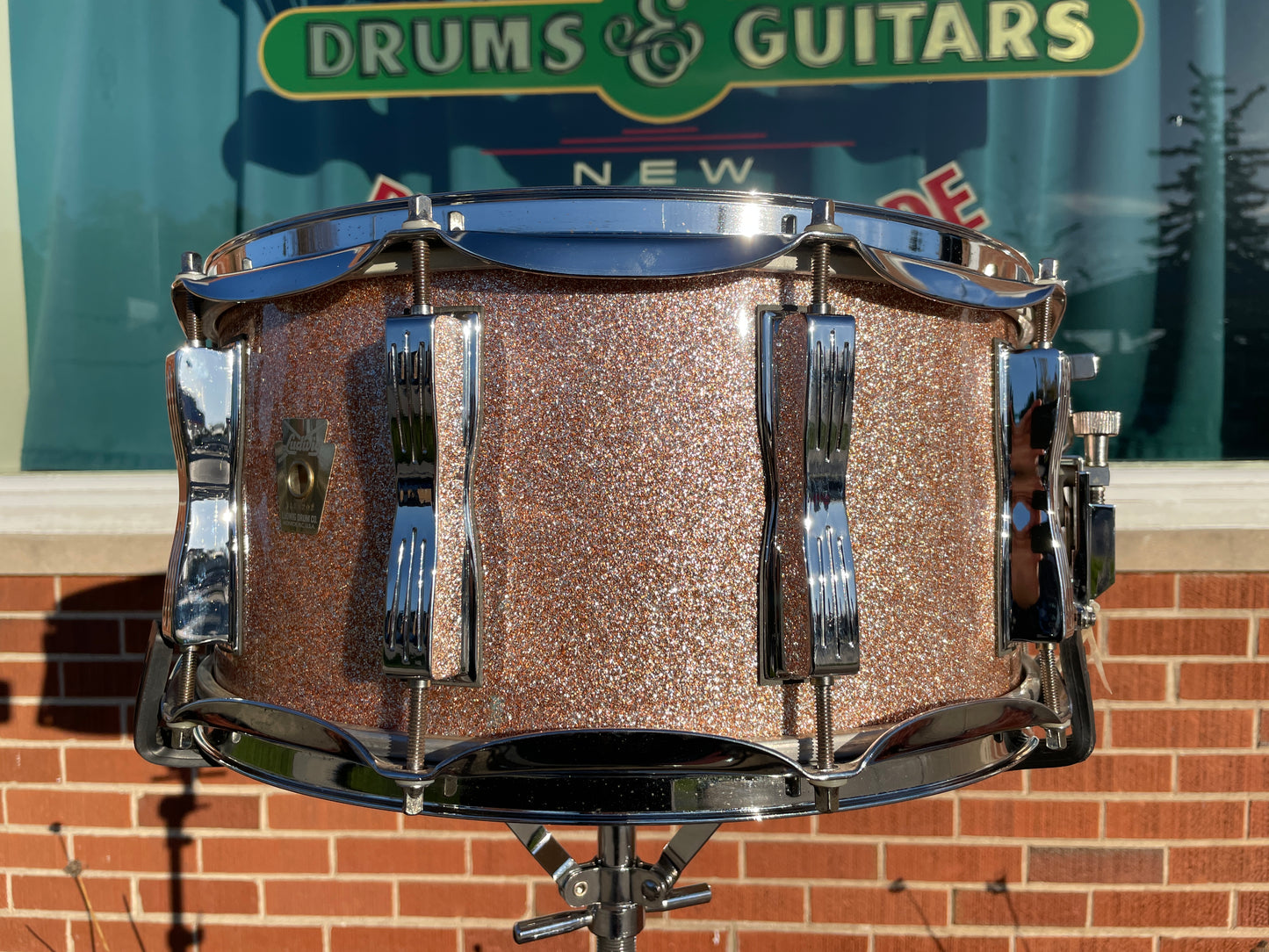 Ludwig Classic Maple 6.5x14 Snare Drum LS403 Champagne Sparkle