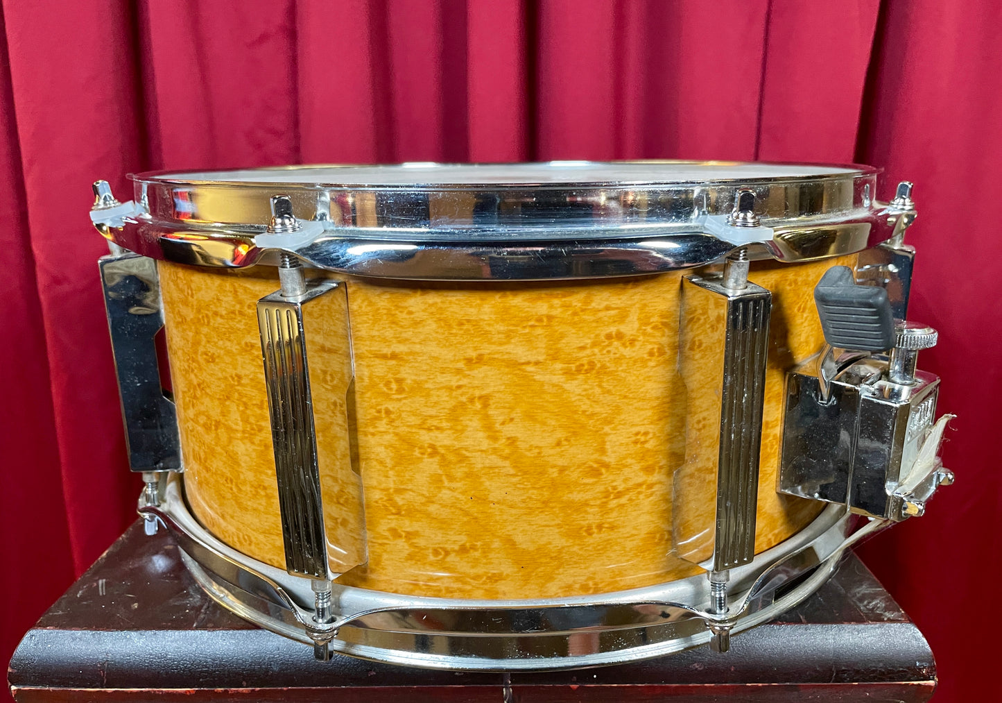 1990s Tama Artwood 6x13 Snare Drum Amber Gravure Wrap 7-Ply Birch Shell