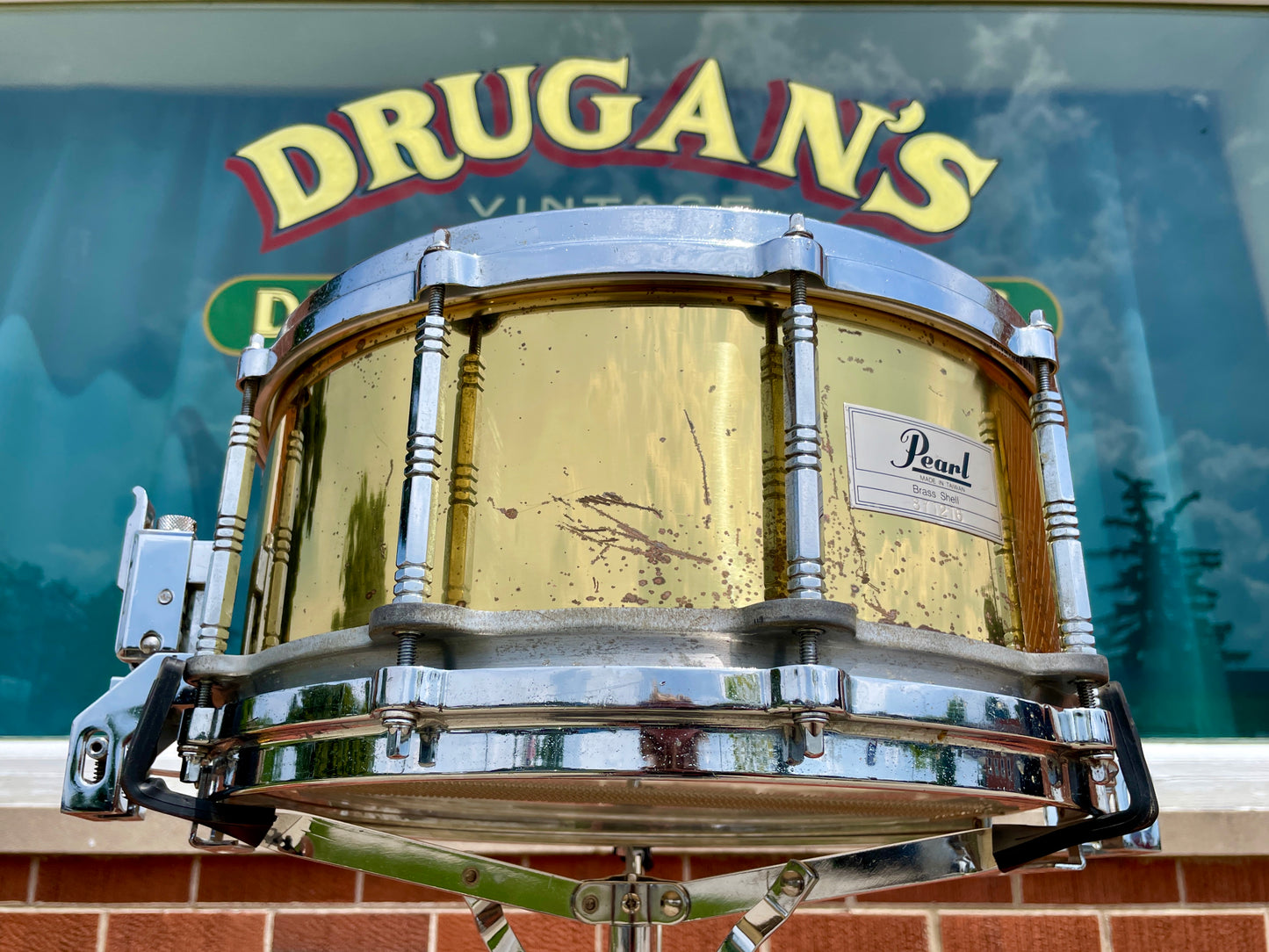 1980s Pearl 6.5x14 Brass Free Floating Snare Drum B-914D