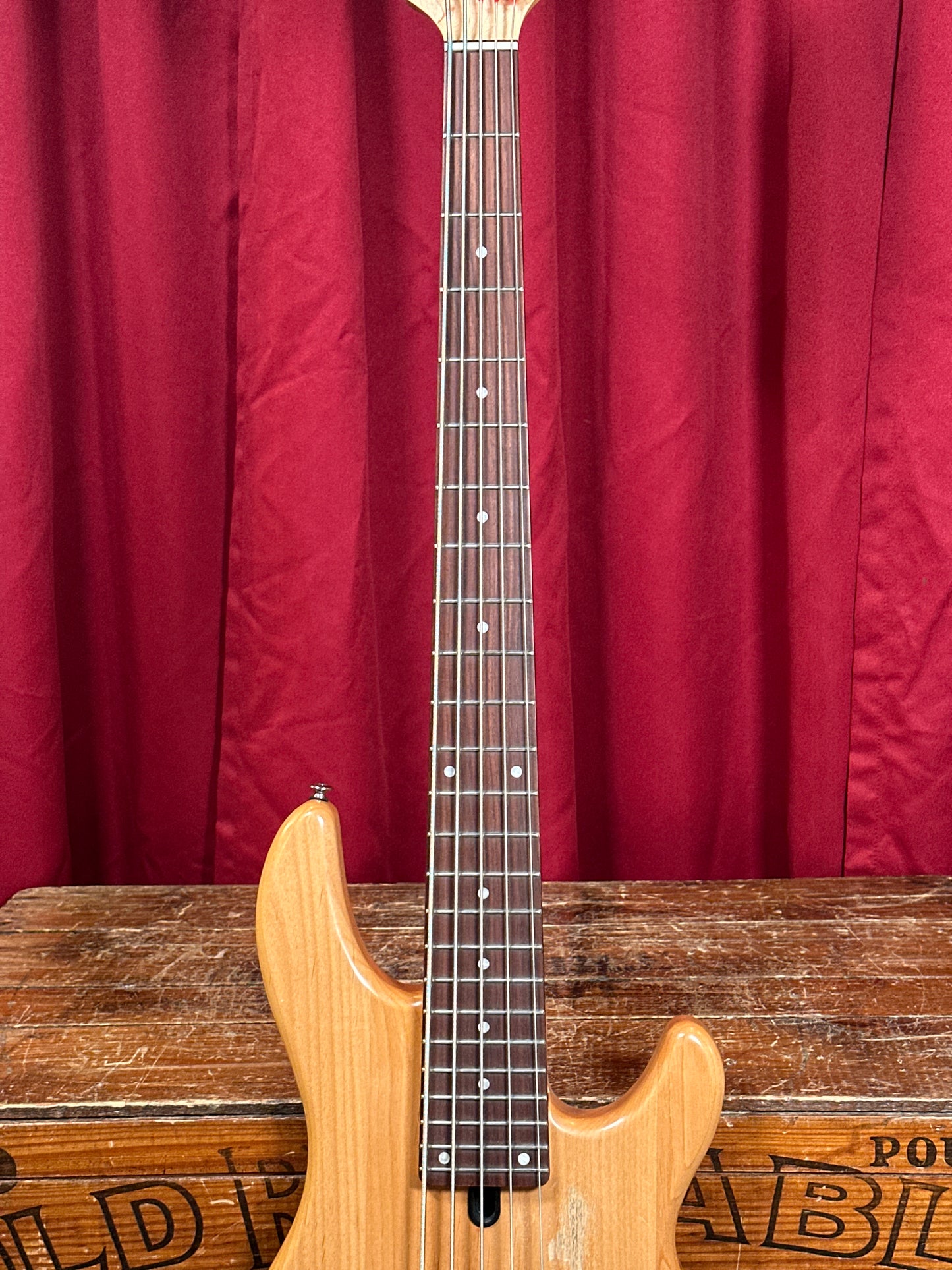 Yamaha BBN5 5-String Bass Guitar Natural w/ Hardshell Case