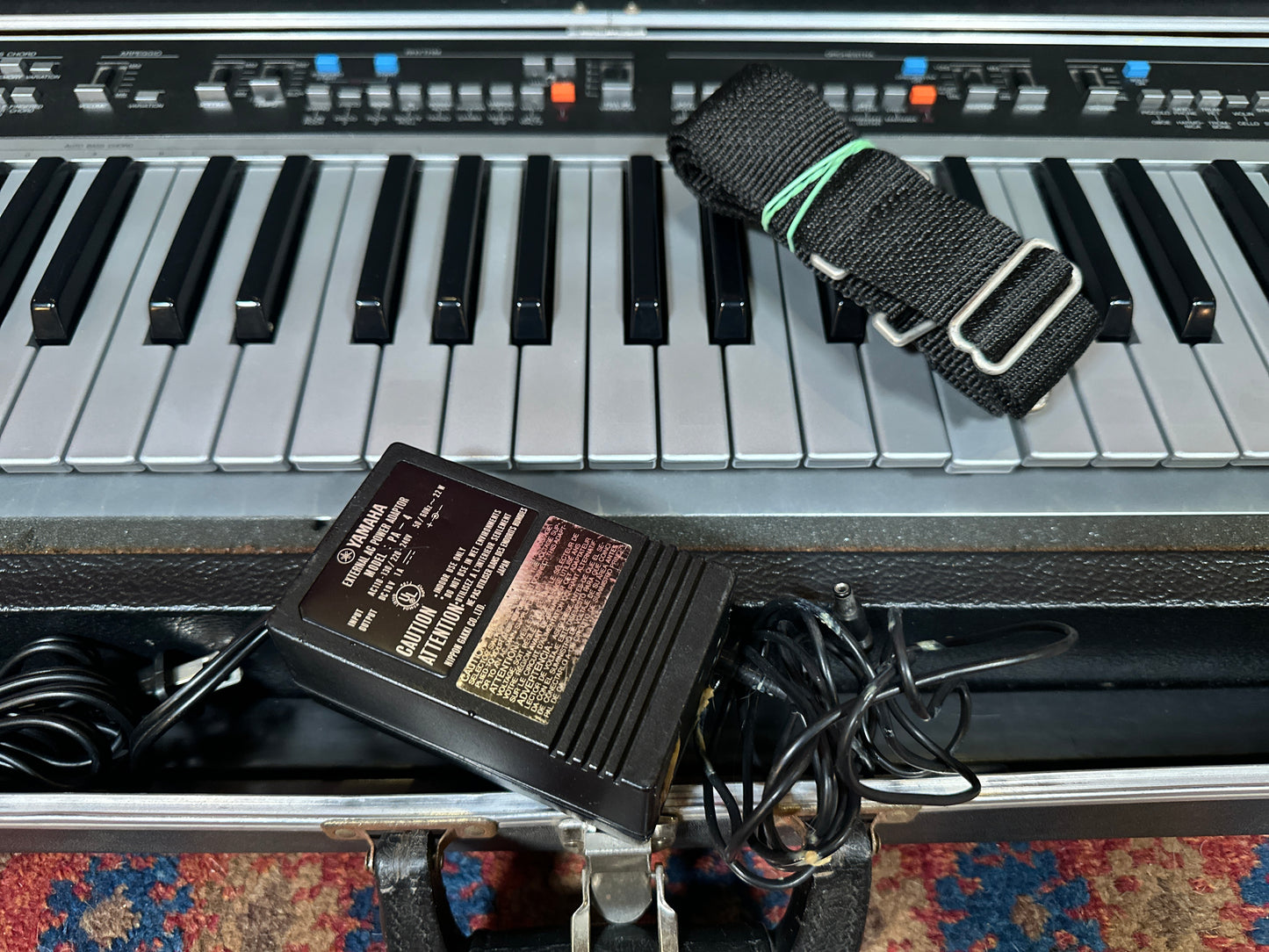 1980s Yamaha Portatone PS-55S Portable 49 Key Keyboard w/ Original Case