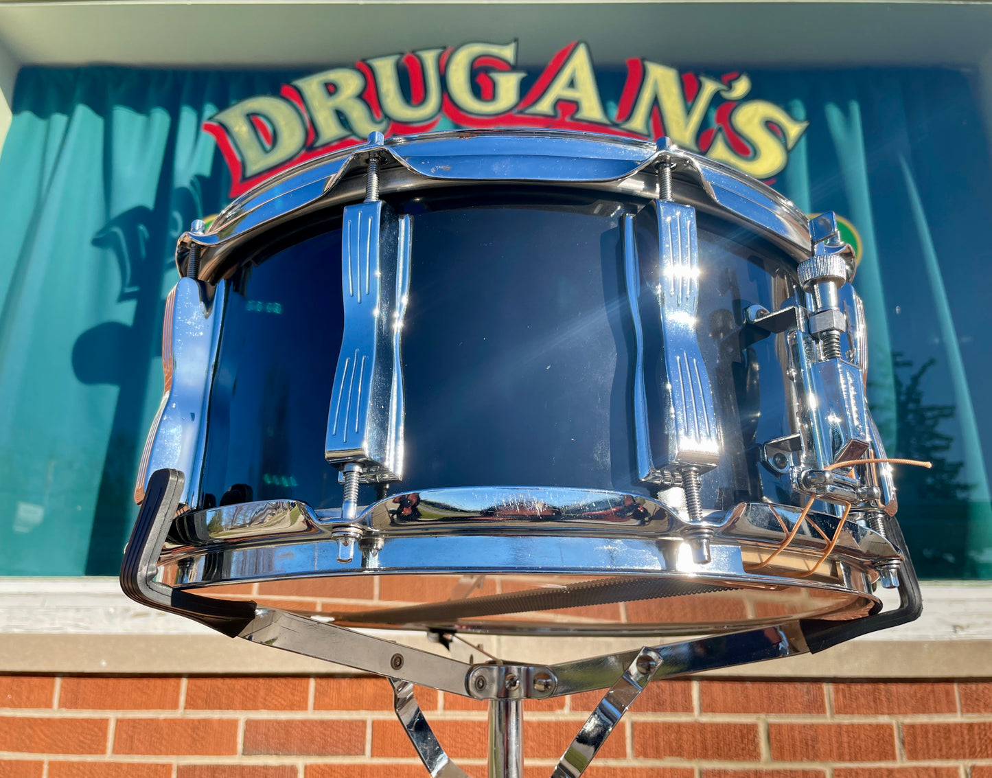 1980s Ludwig 6.5x14 Rock/Concert Snare Drum Black Cortex Monroe Badge