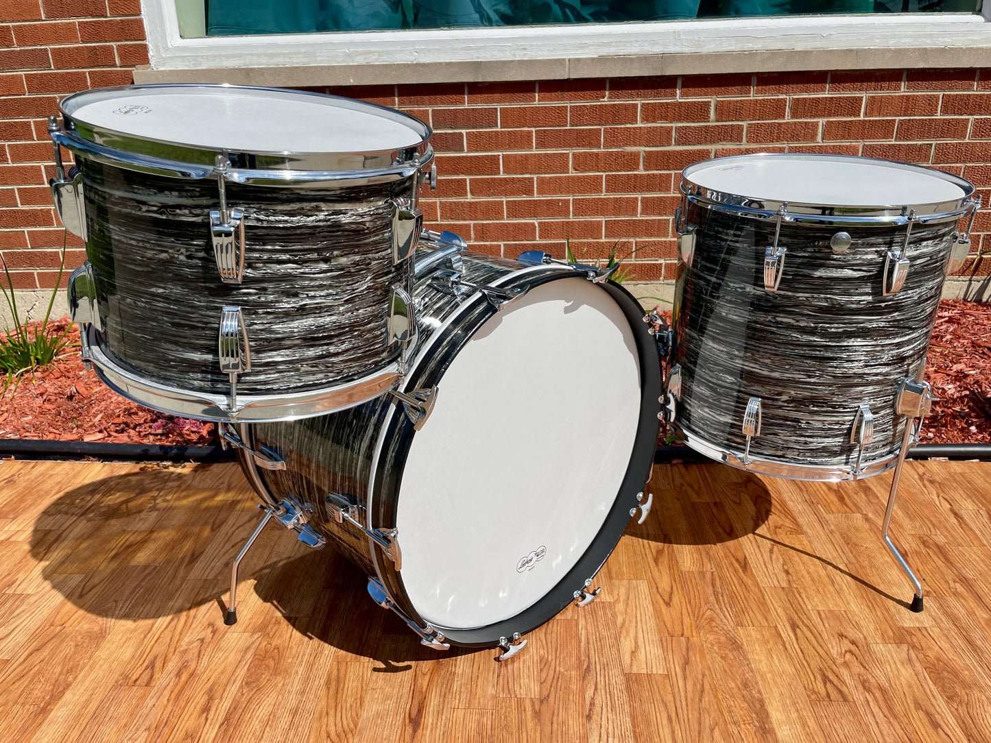 1960s Ludwig Super Classic Drum Set Oyster Black Pearl 13/16/22 Ringo Starr The Beatles