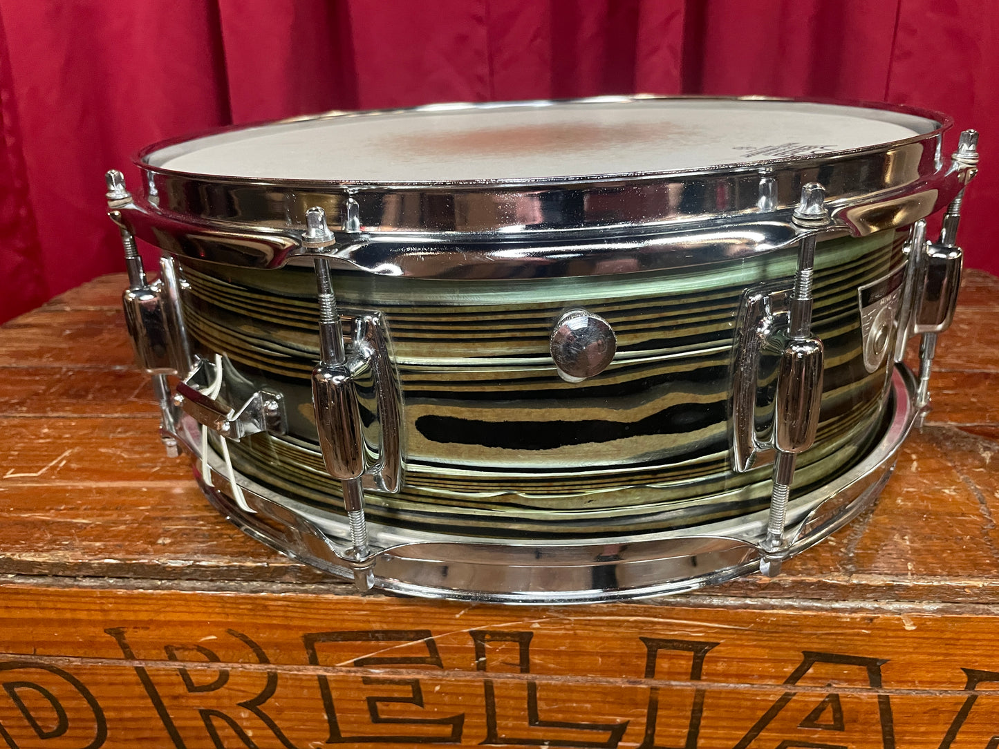 1970s Ludwig Standard 5x14 Avocado Strata Snare Drum