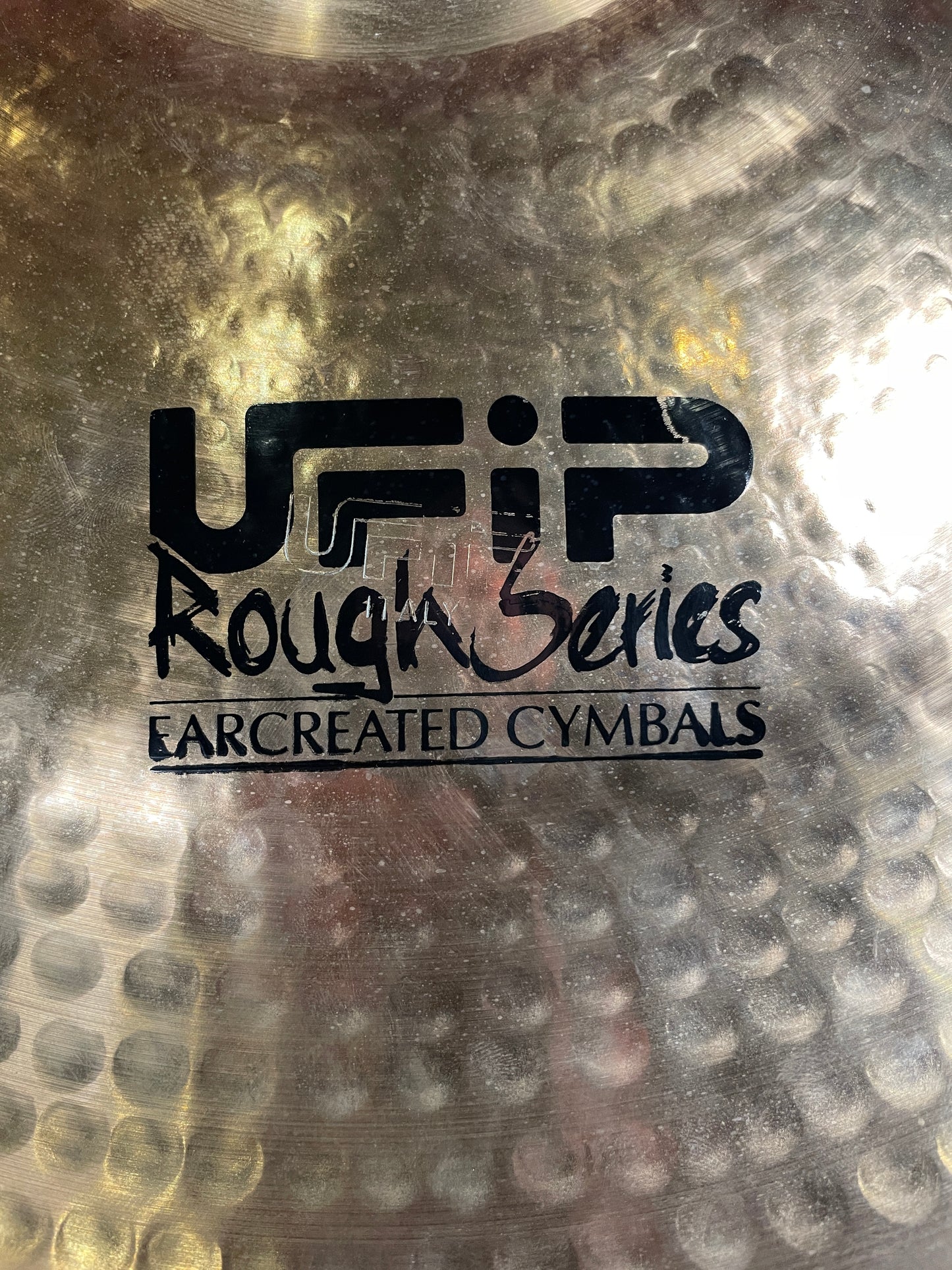 18" UFIP Rough Series China Cymbal 1286g *Video Demo*