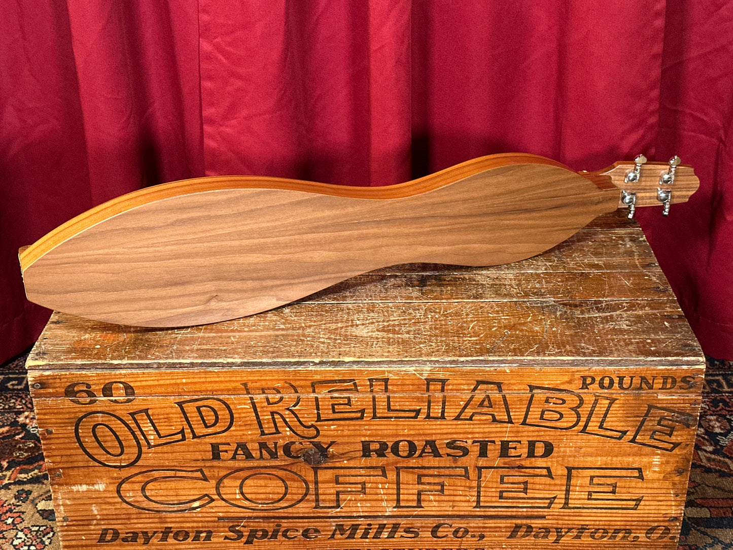 1991 McSpadden FM-12W Hourglass Mountain Dulcimer Walnut w/ OCBC