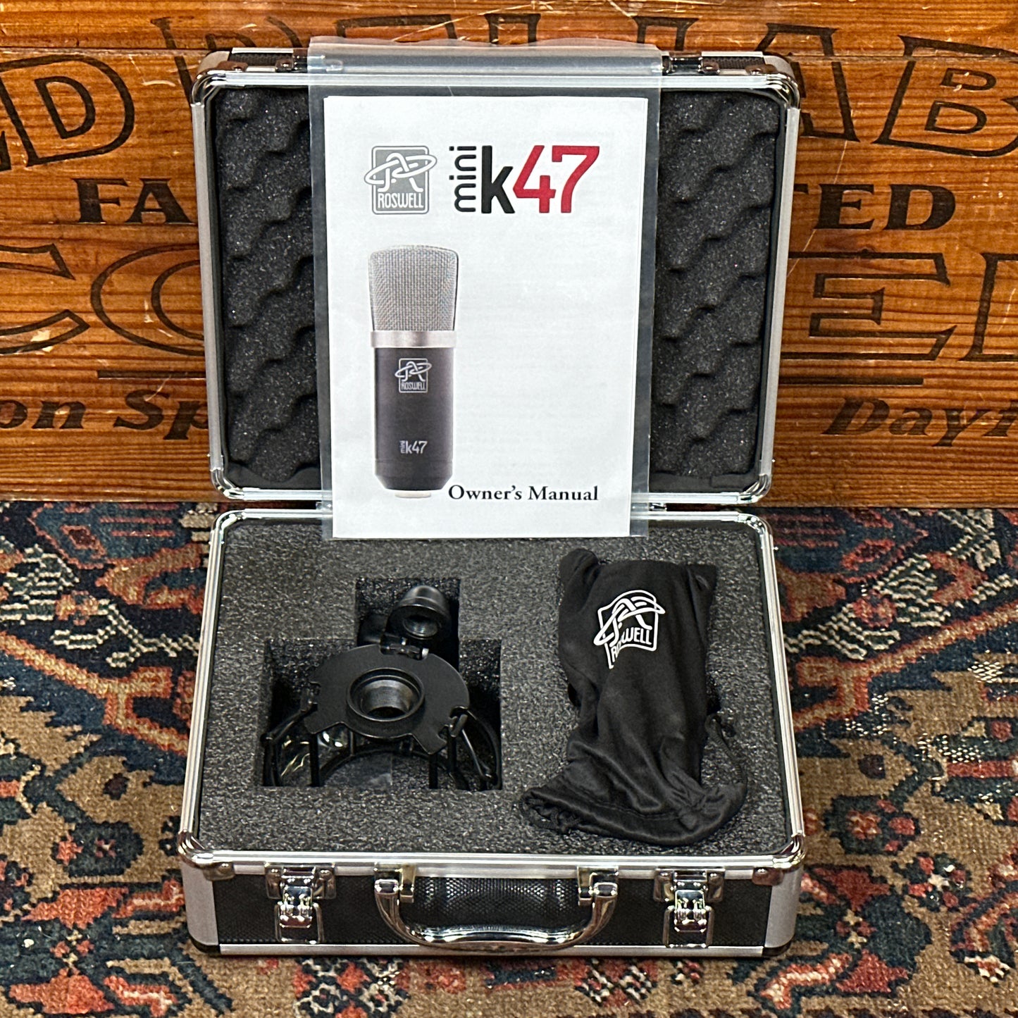 Roswell Mini K47 Condenser Microphone w/ Shockmount & Case 1 of 2