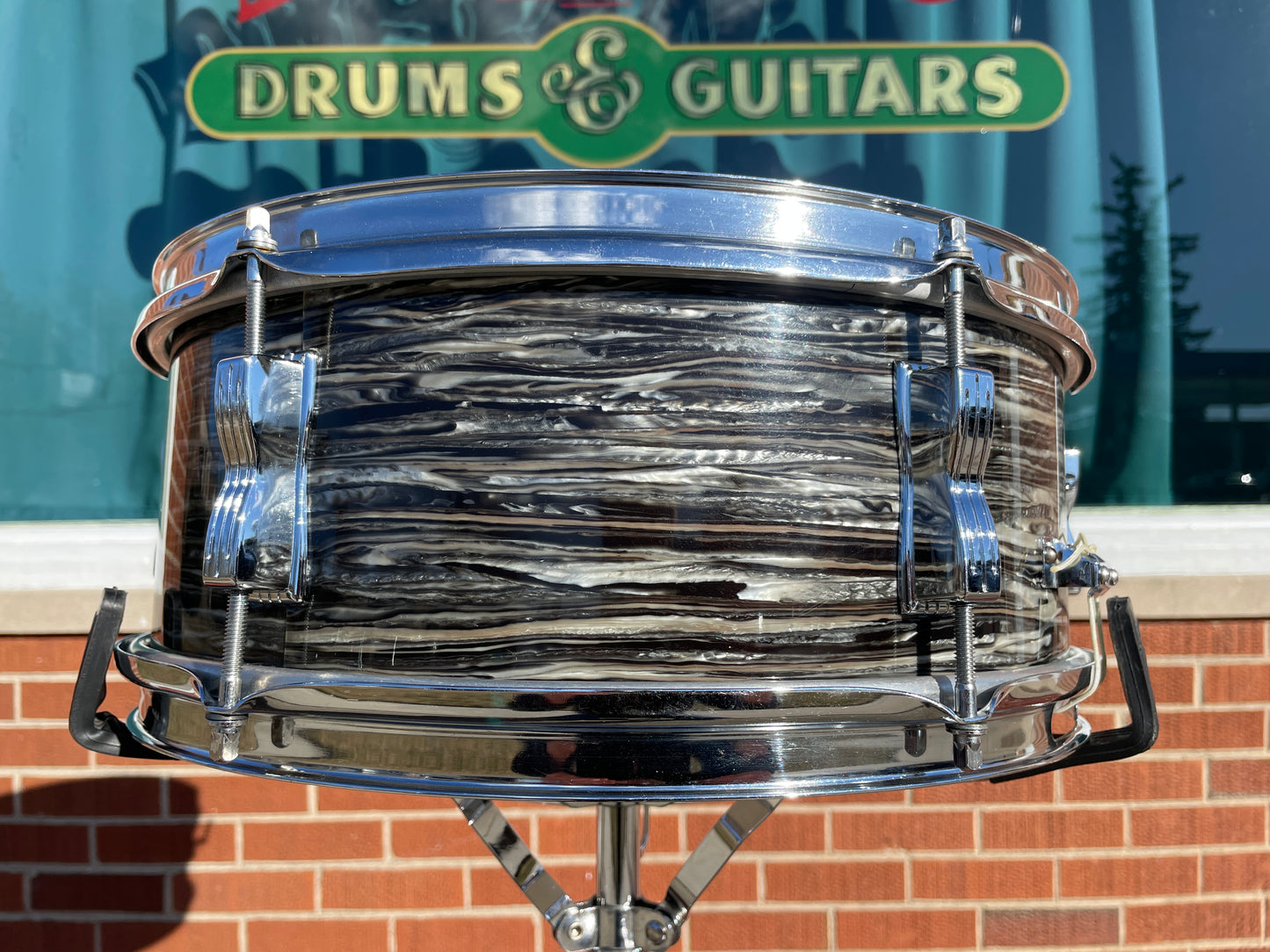 1966 Ludwig 5x14 No. 491 Pioneer Snare Drum Oyster Black Pearl Chrome