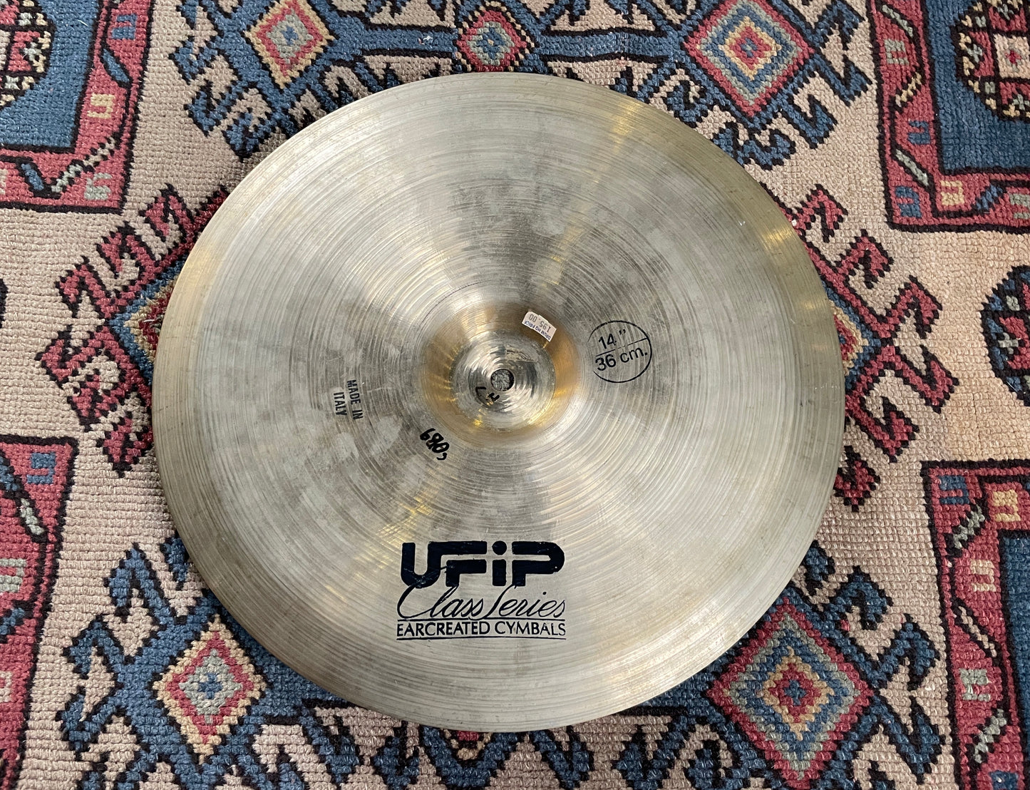 14" UFIP Class Series China Cymbal 690g