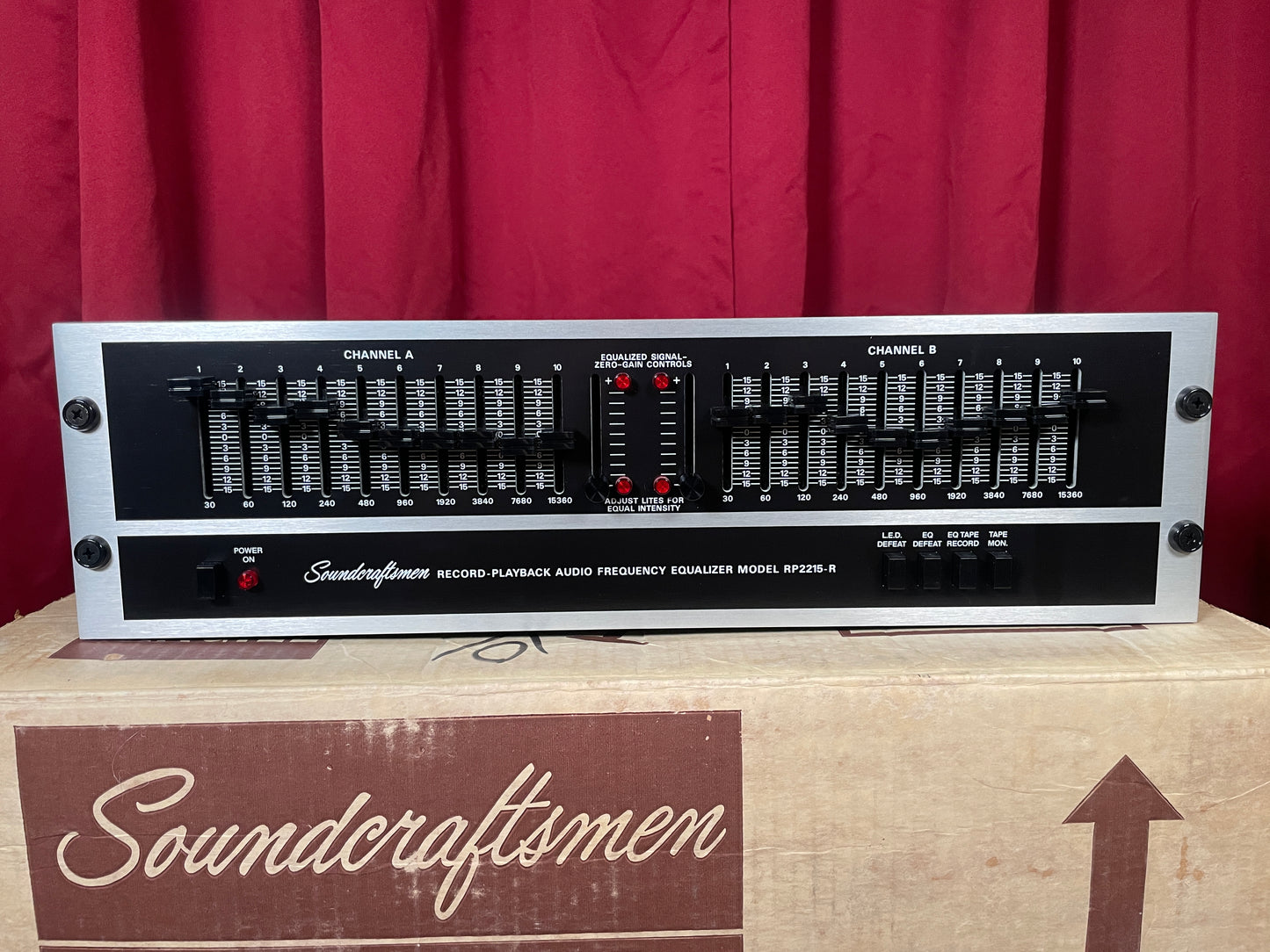 Vintage Soundcraftmen RP2215-R 10 Band Graphic Stereo Equalizer