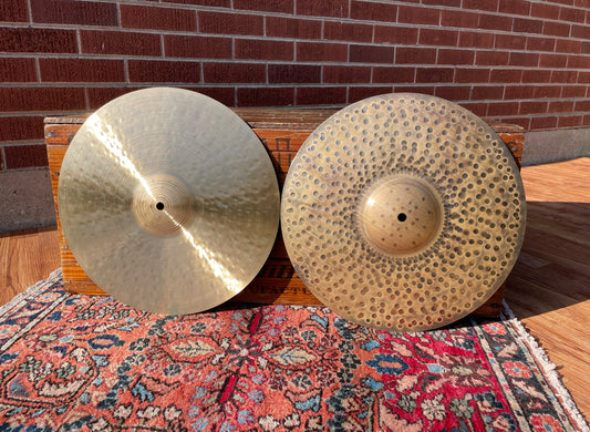 15" Paiste Signature Traditional Medium Light Hi-Hat Cymbal Pair 1084g/1446g