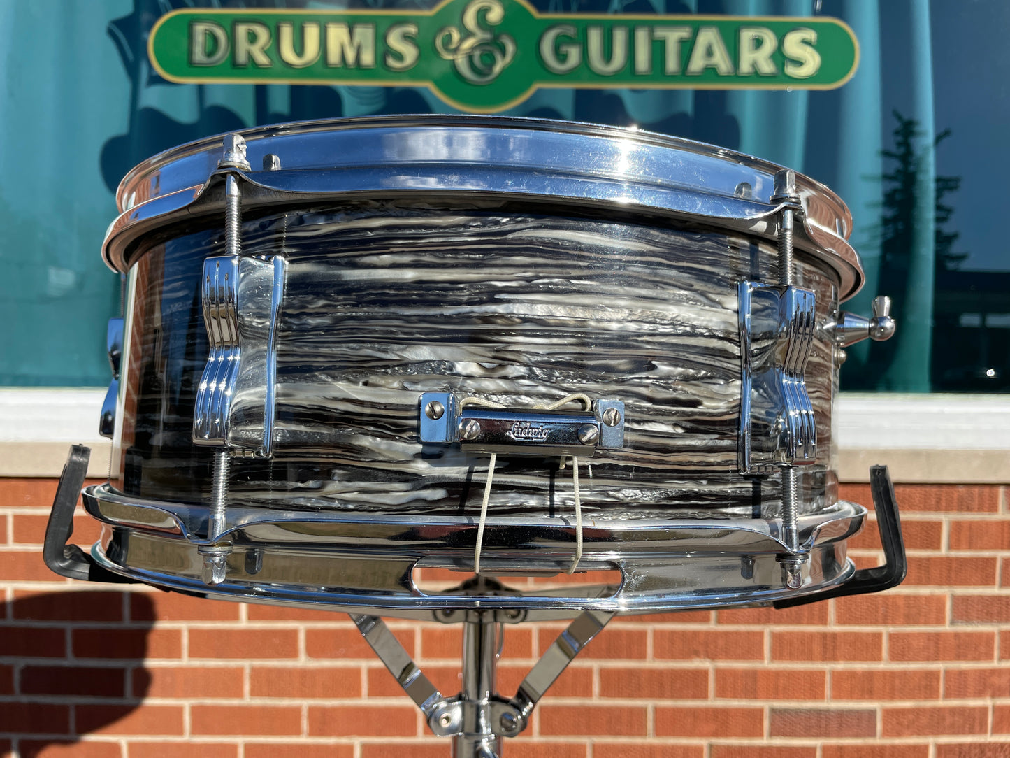 1966 Ludwig 5x14 No. 491 Pioneer Snare Drum Oyster Black Pearl Chrome