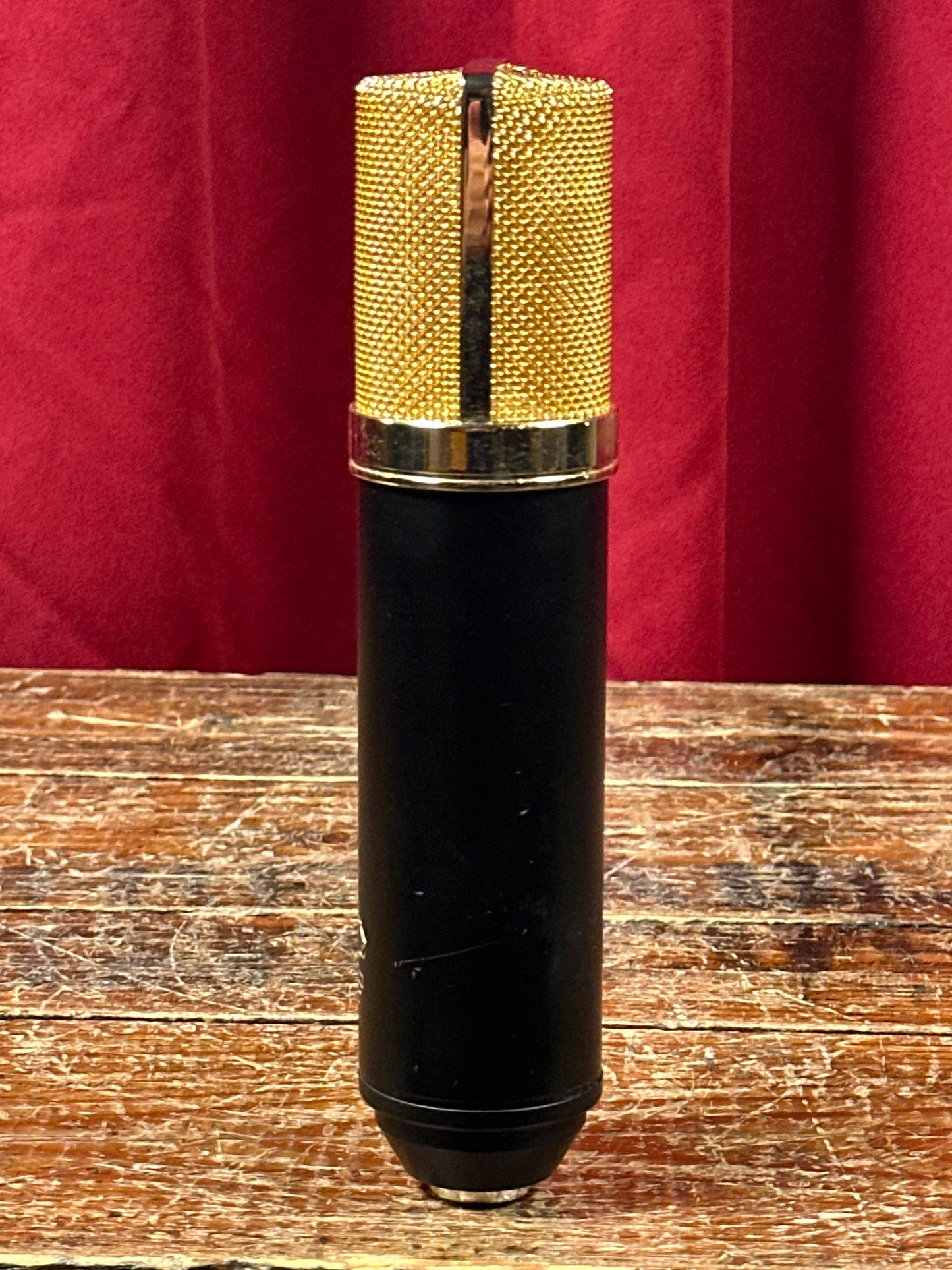 MXL V69 M EDT Mogami Edition Tube Condenser Microphone w/ Case