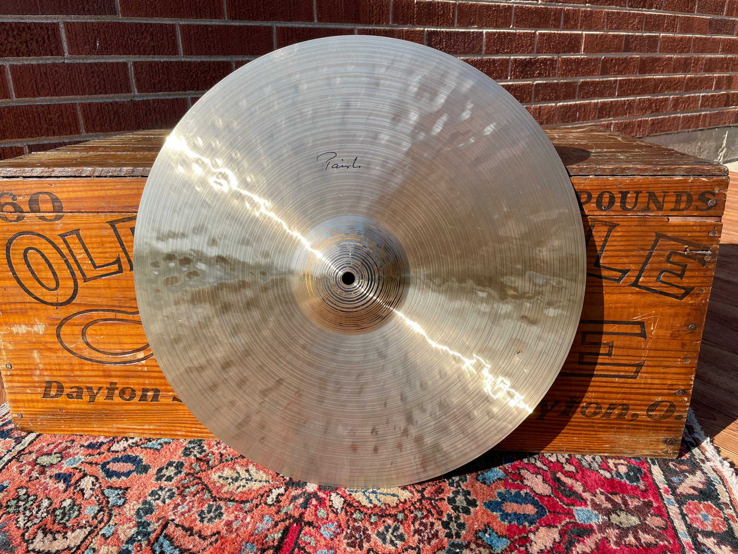 18" Paiste Signature Traditional Thin Crash Cymbal 1302g