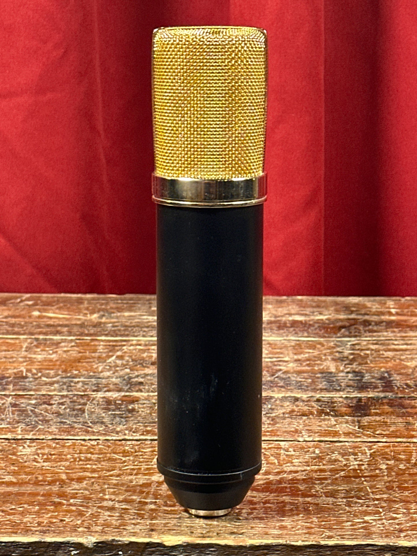 MXL V69 M EDT Mogami Edition Tube Condenser Microphone w/ Case