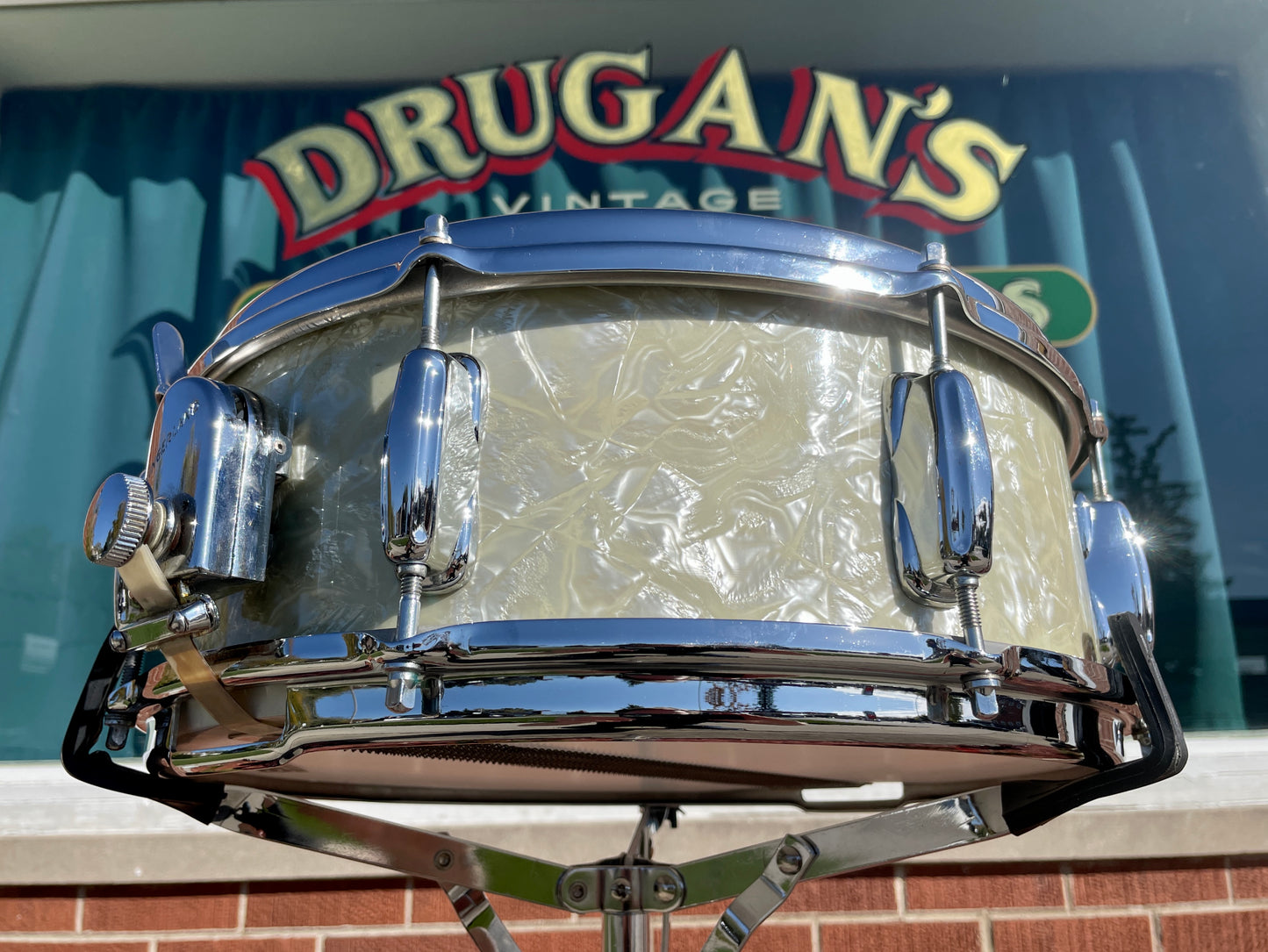 1960s Slingerland 5.5x14 Artist Model Snare Drum White Marine Pearl