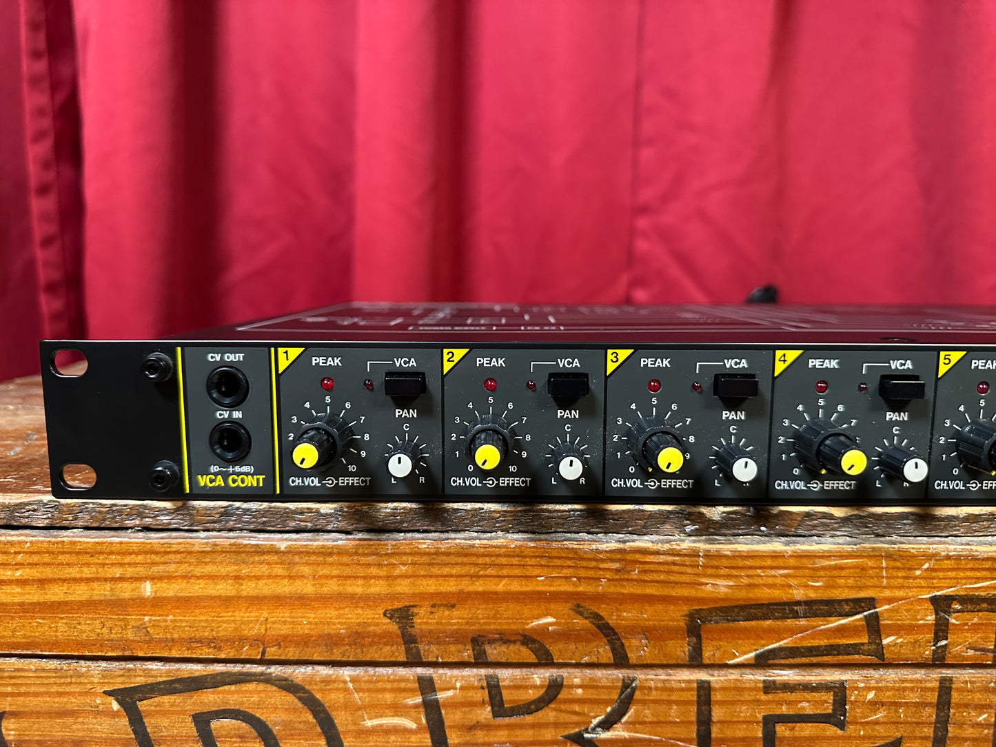 Korg KMX-62 Rackmount Keyboard Mixer
