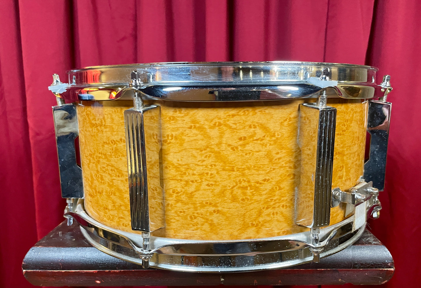 1990s Tama Artwood 6x13 Snare Drum Amber Gravure Wrap 7-Ply Birch Shell
