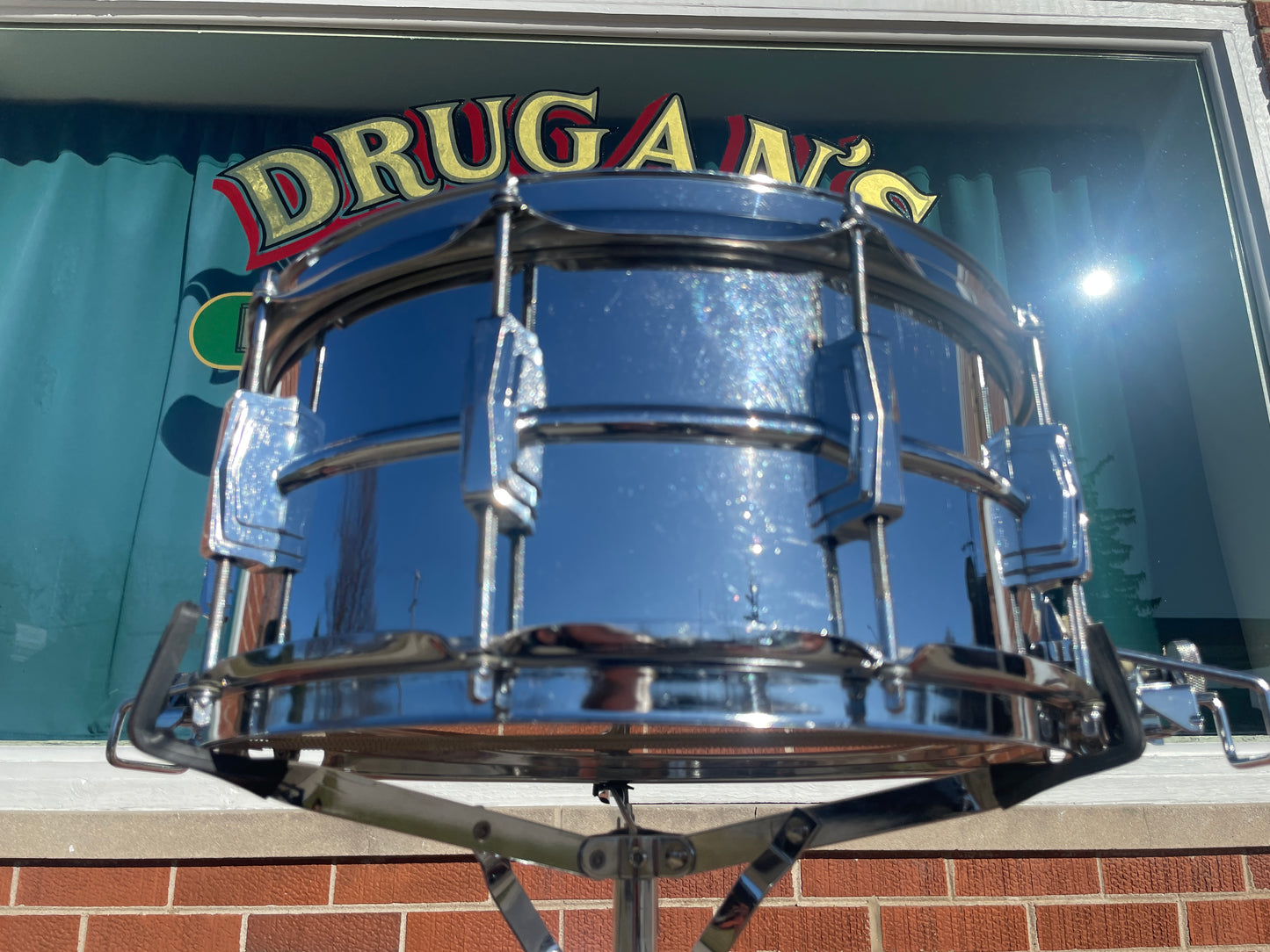 1972 Ludwig 6.5x14 No. 411 Super Sensitive Snare Drum Supraphonic