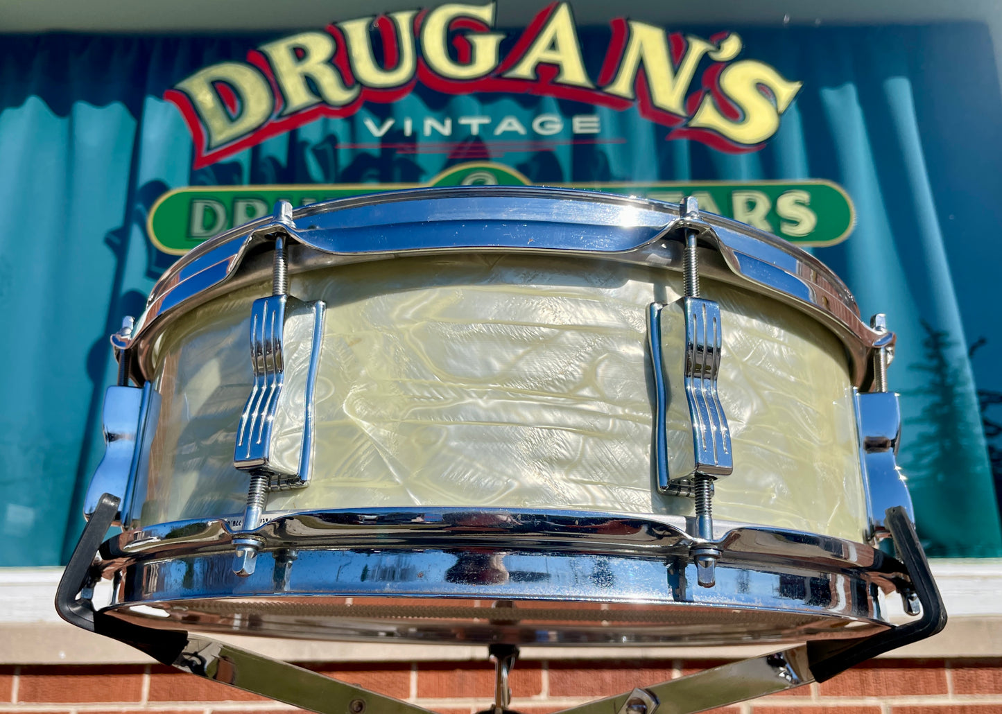 1960s Ludwig 5x14 Jazz Festival Snare Drum White Marine Pearl