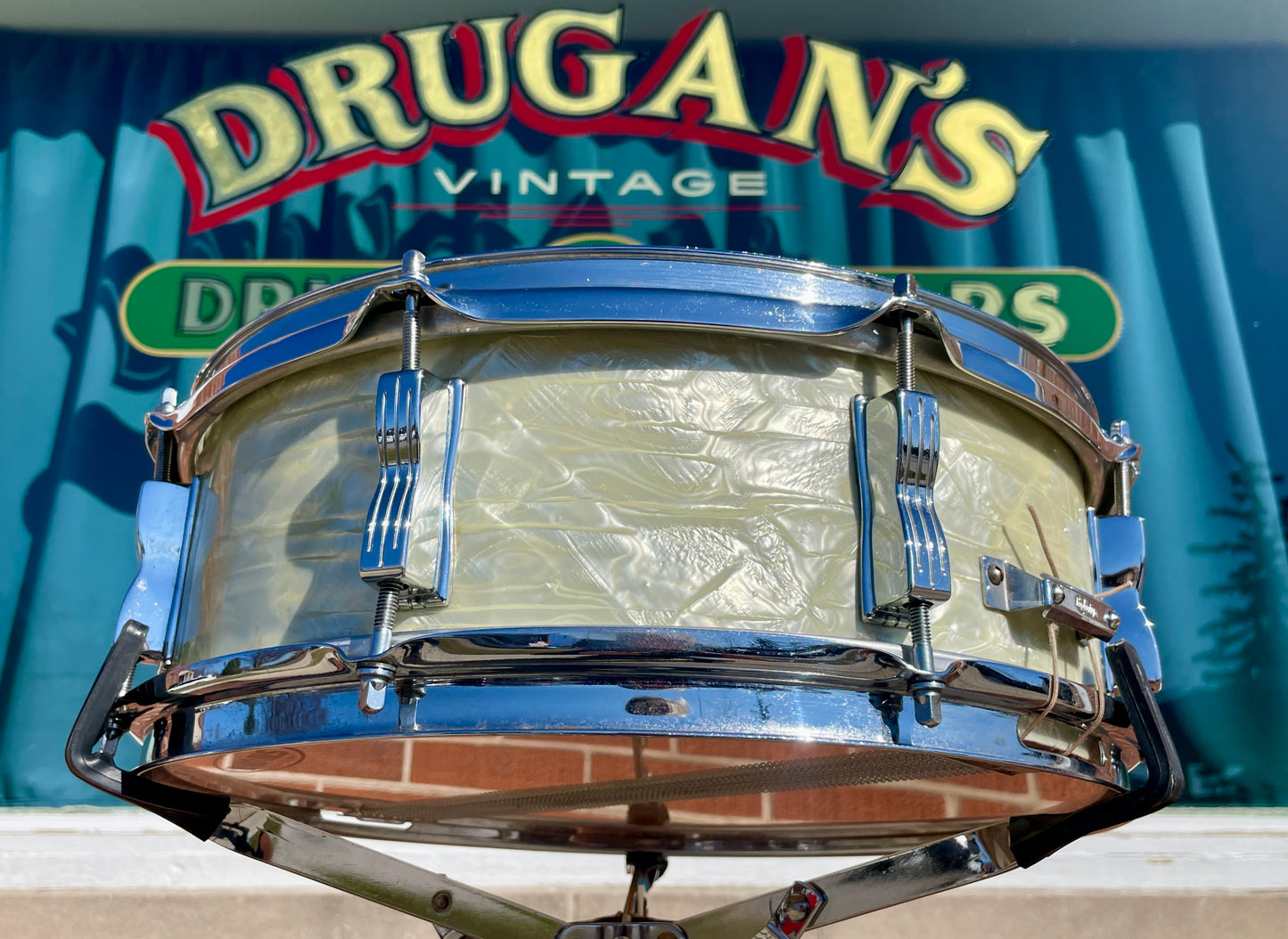 1960s Ludwig 5x14 Jazz Festival Snare Drum White Marine Pearl