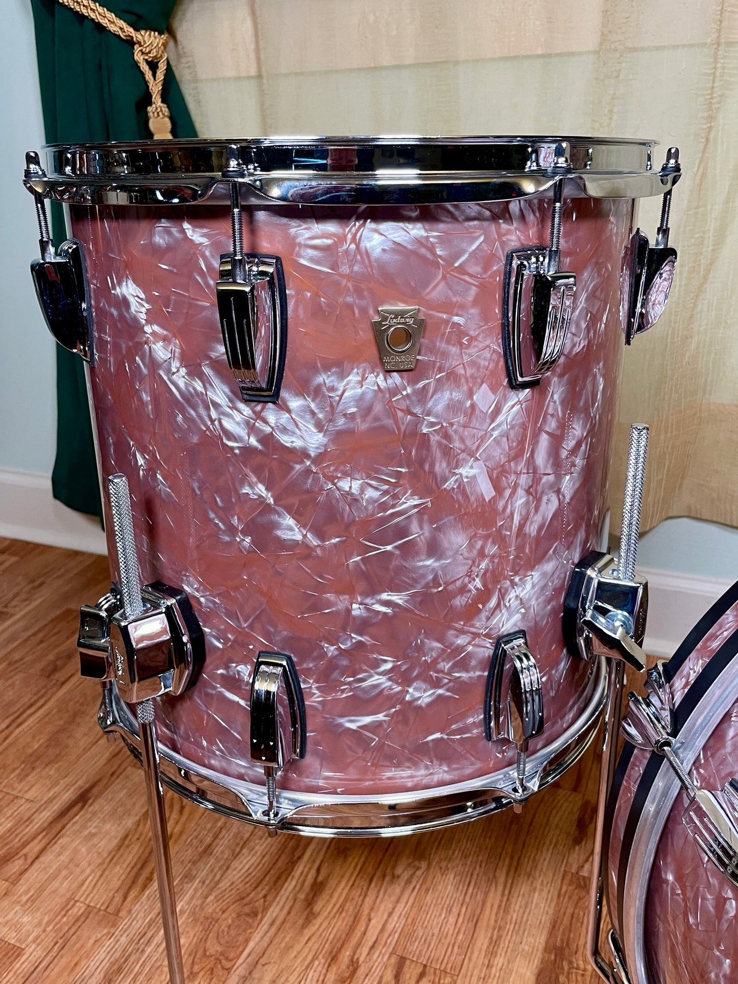 Ludwig Classic Maple Downbeat Drum Set Rose Marine Pearl 20/12/14