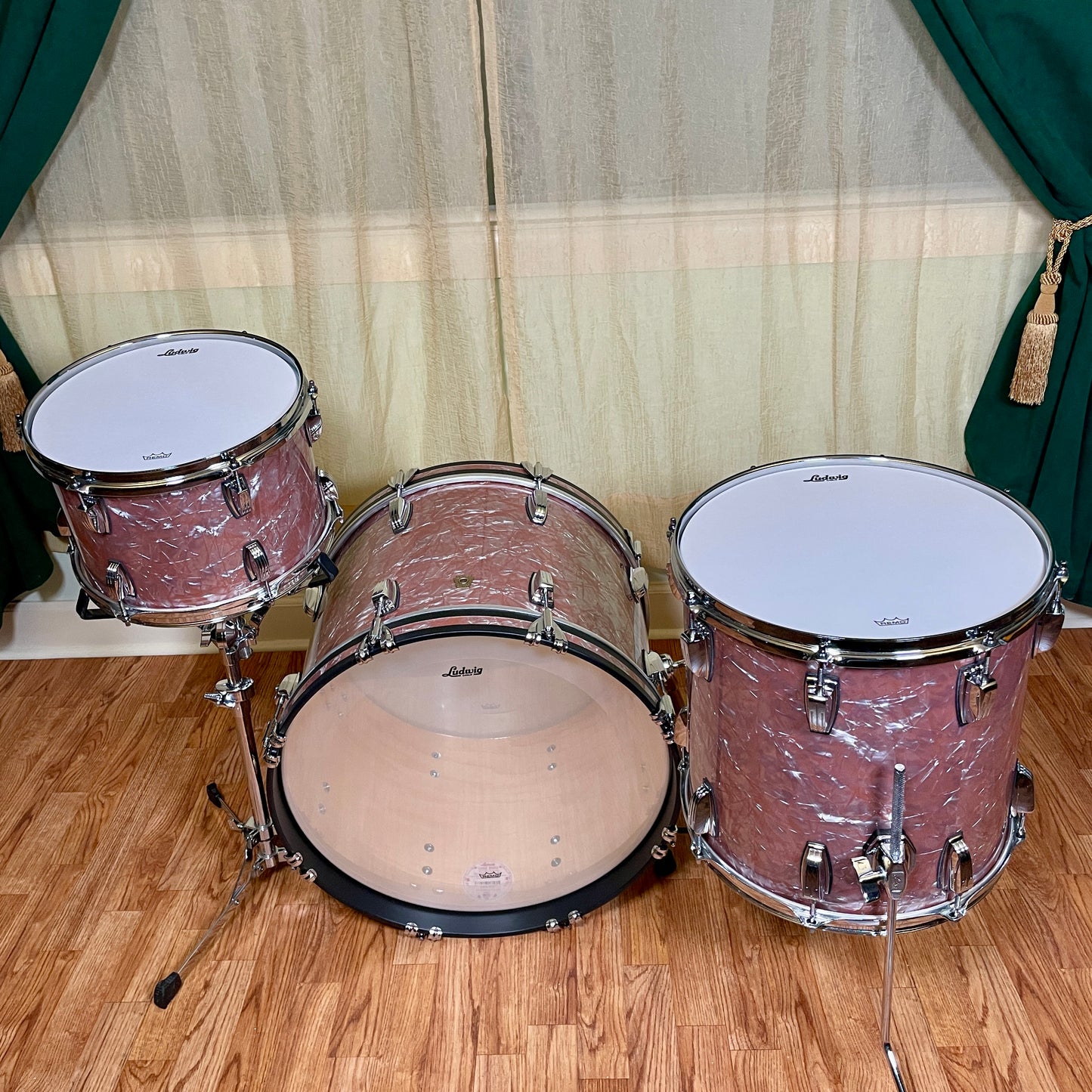 Ludwig Classic Maple Downbeat Drum Set Rose Marine Pearl 20/12/14
