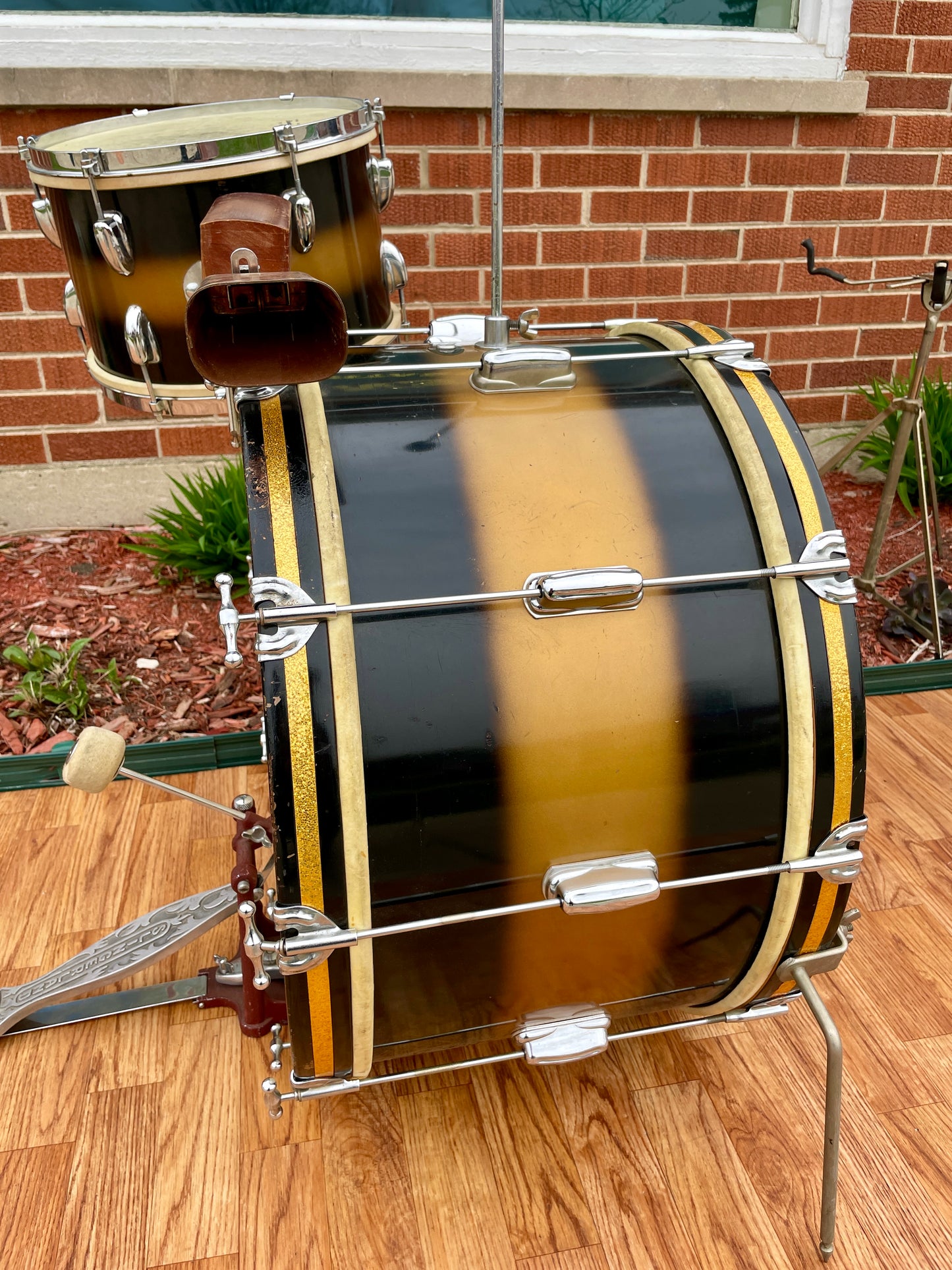 1959 Slingerland Swingmaster Ensemble 5-N Outfit Drum Set Black Gold Duco 12x22/12/5.5x14