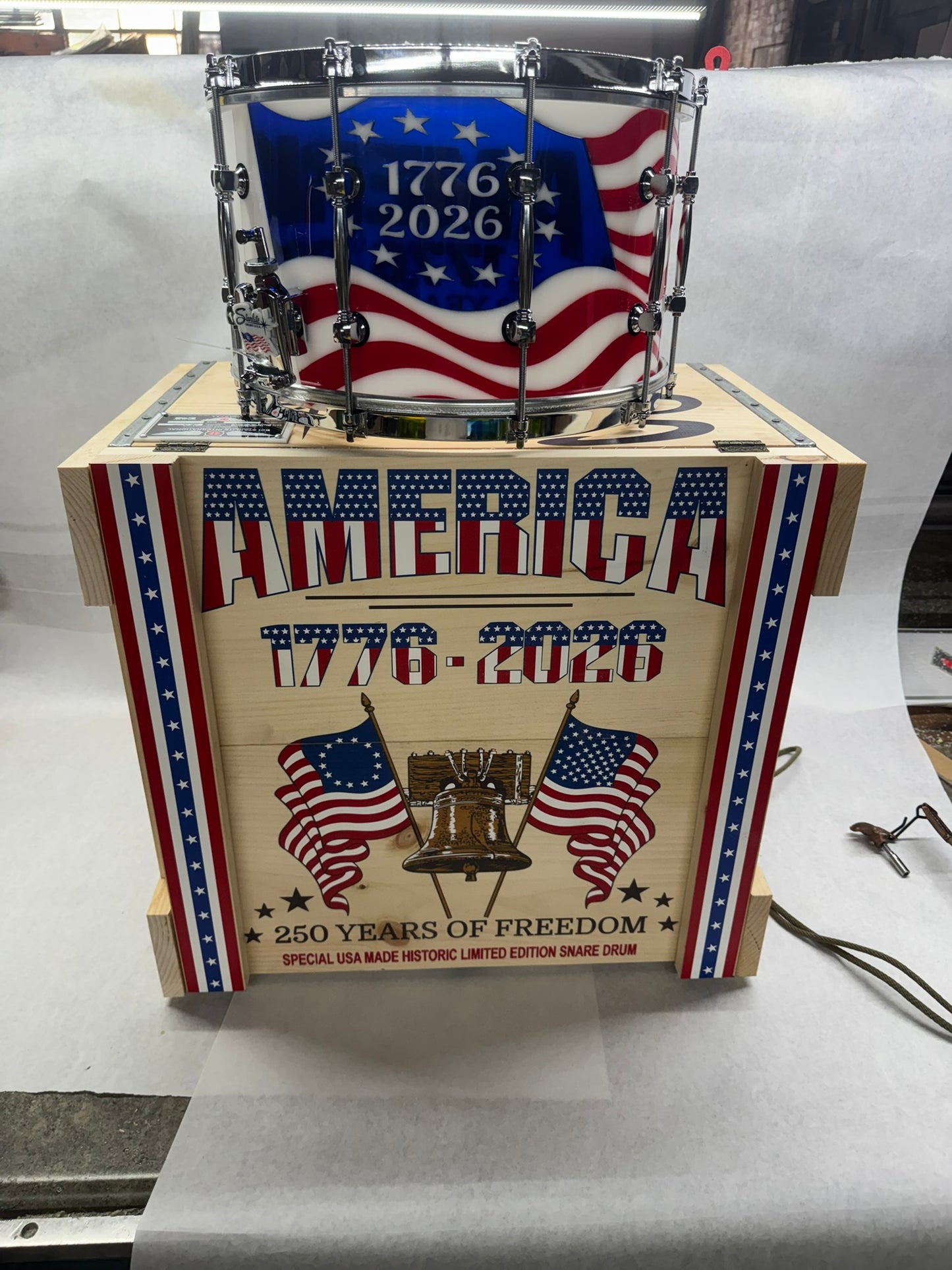RCI Starlite 250th Anniversary snare drum on commemorative box