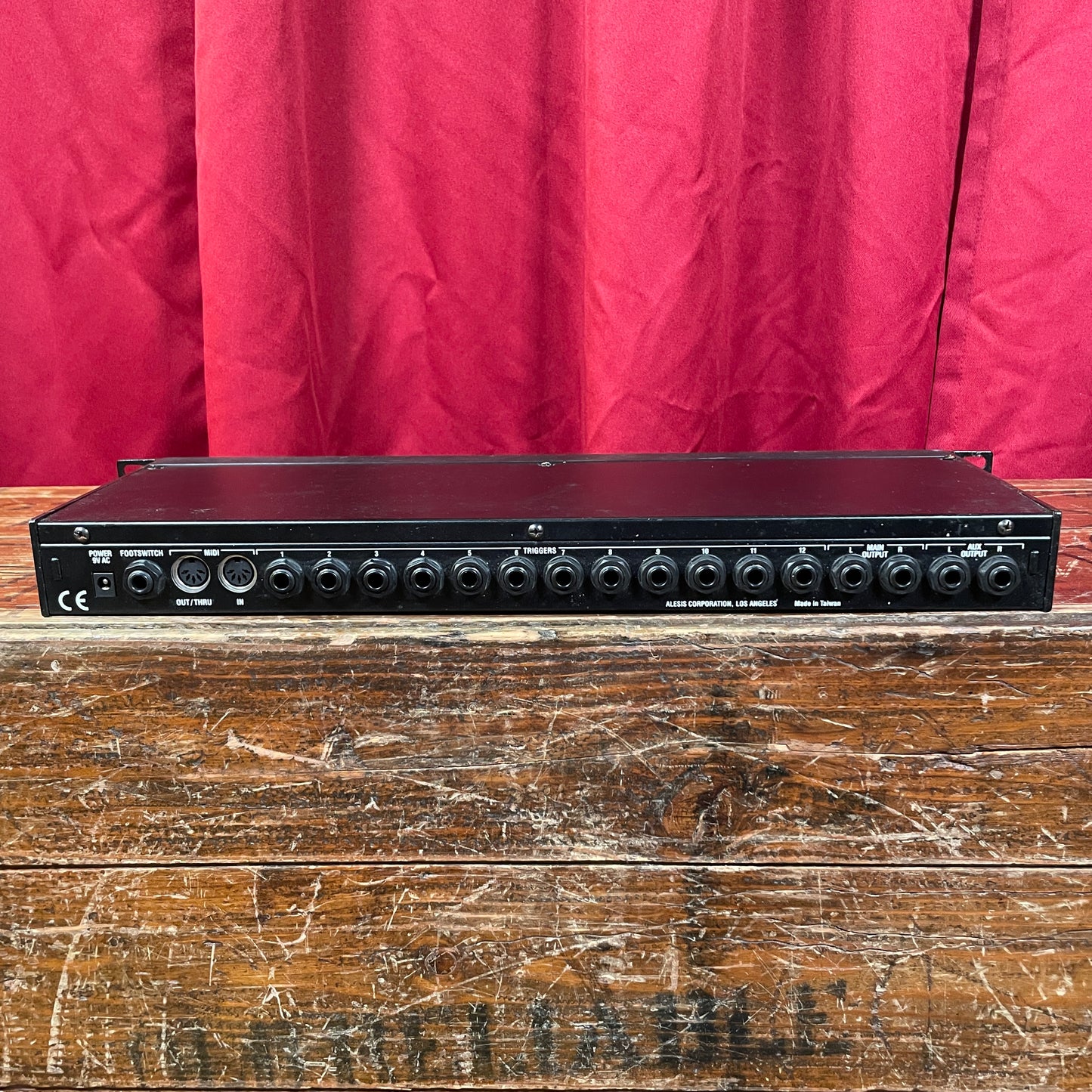 Alesis DM5 18-Bit Stereo Drum Module Sample Rack