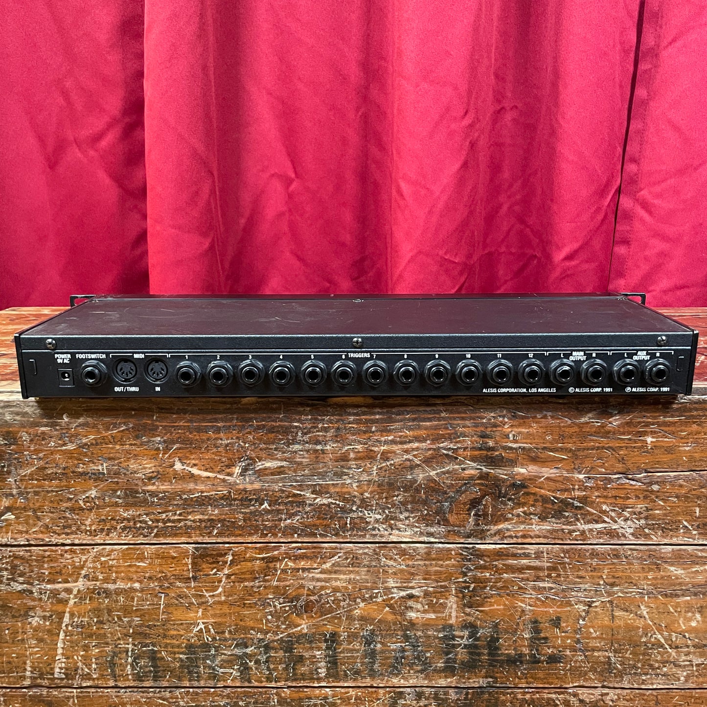 Alesis D4 16-Bit Stereo Drum Module Sample Rack