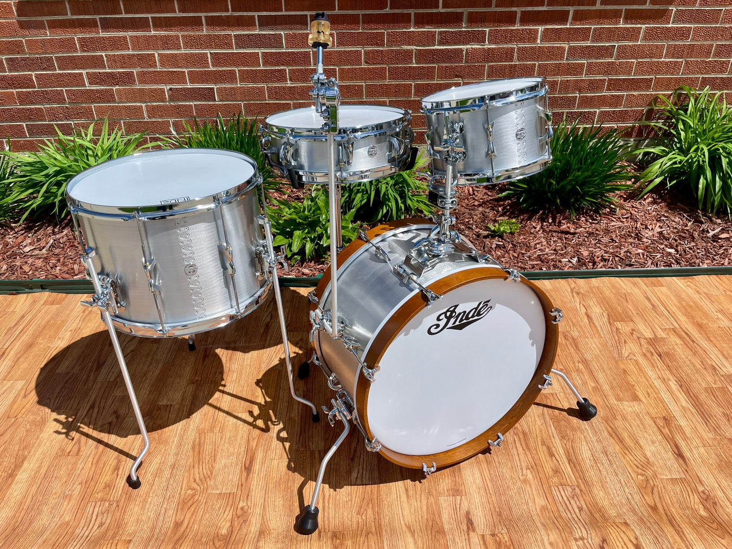 INDe Kalamazoo Series Aluminum Drum Set 18/10/14 w/ 3.75x13 Snare