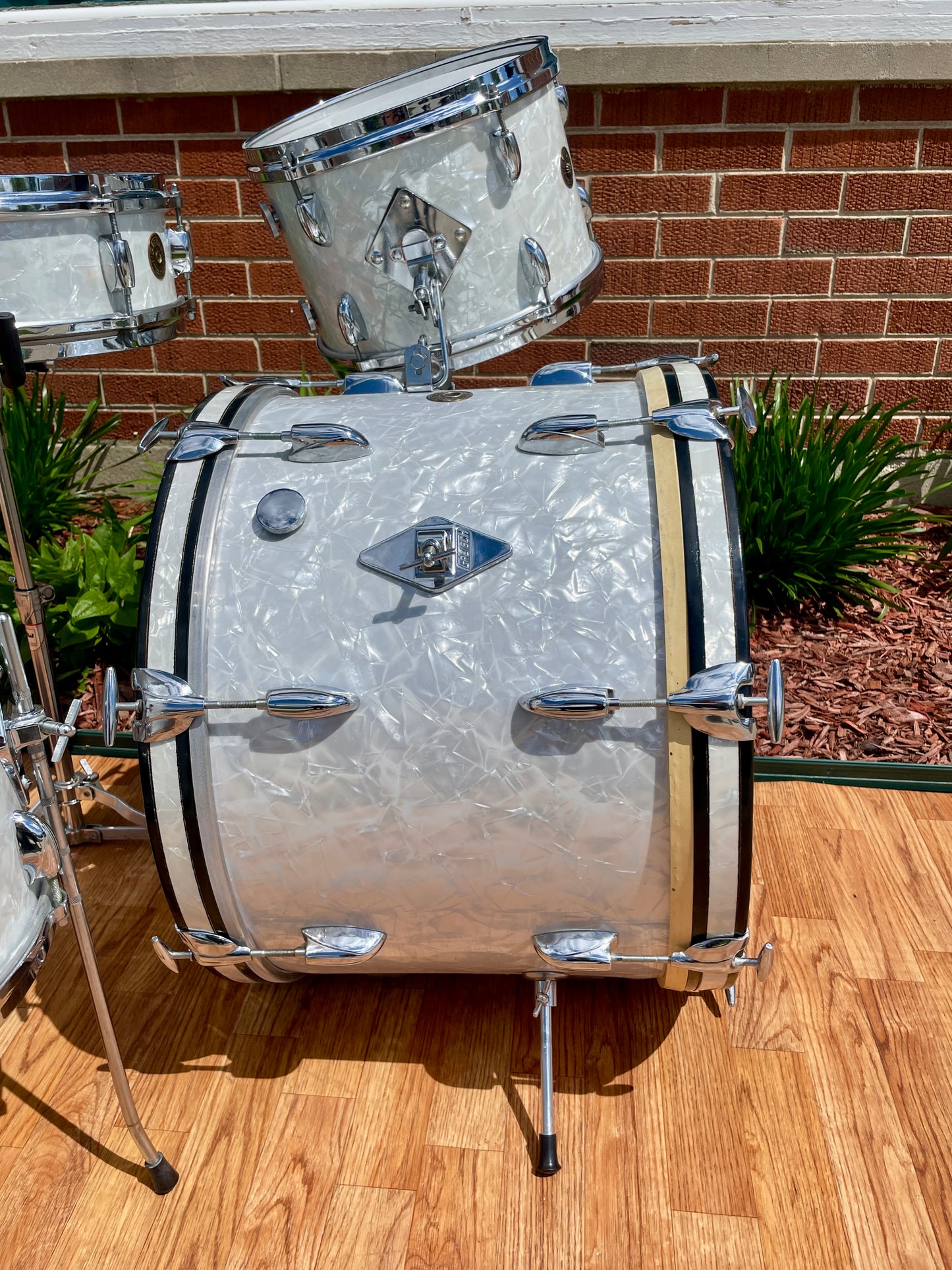 1960s Gretsch Progressive Jazz Drum Set White Marine Pearl 20/12/14 w/ 4x14 Snare