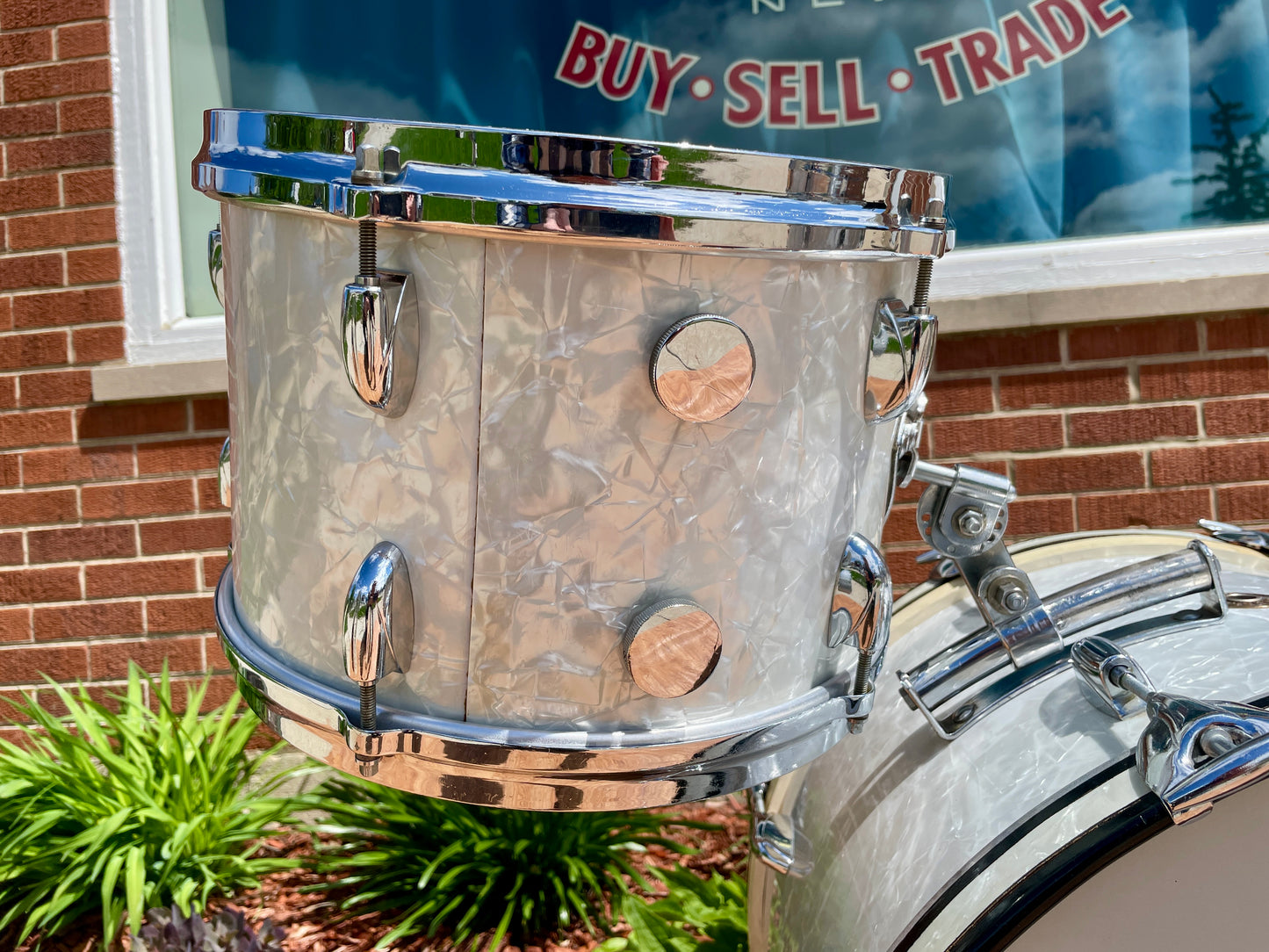 1960s Gretsch Progressive Jazz Drum Set White Marine Pearl 20/12/14 w/ 4x14 Snare