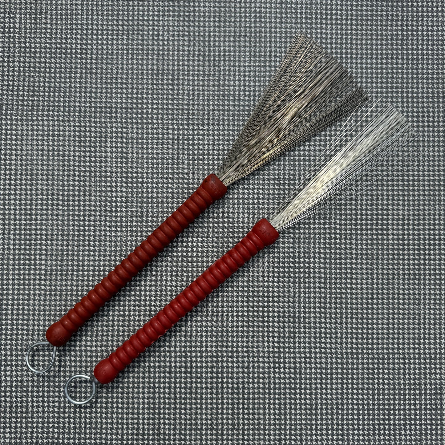 1950s WFL / Ludwig No. 190 Red Ribbed Model Retractable Brushes