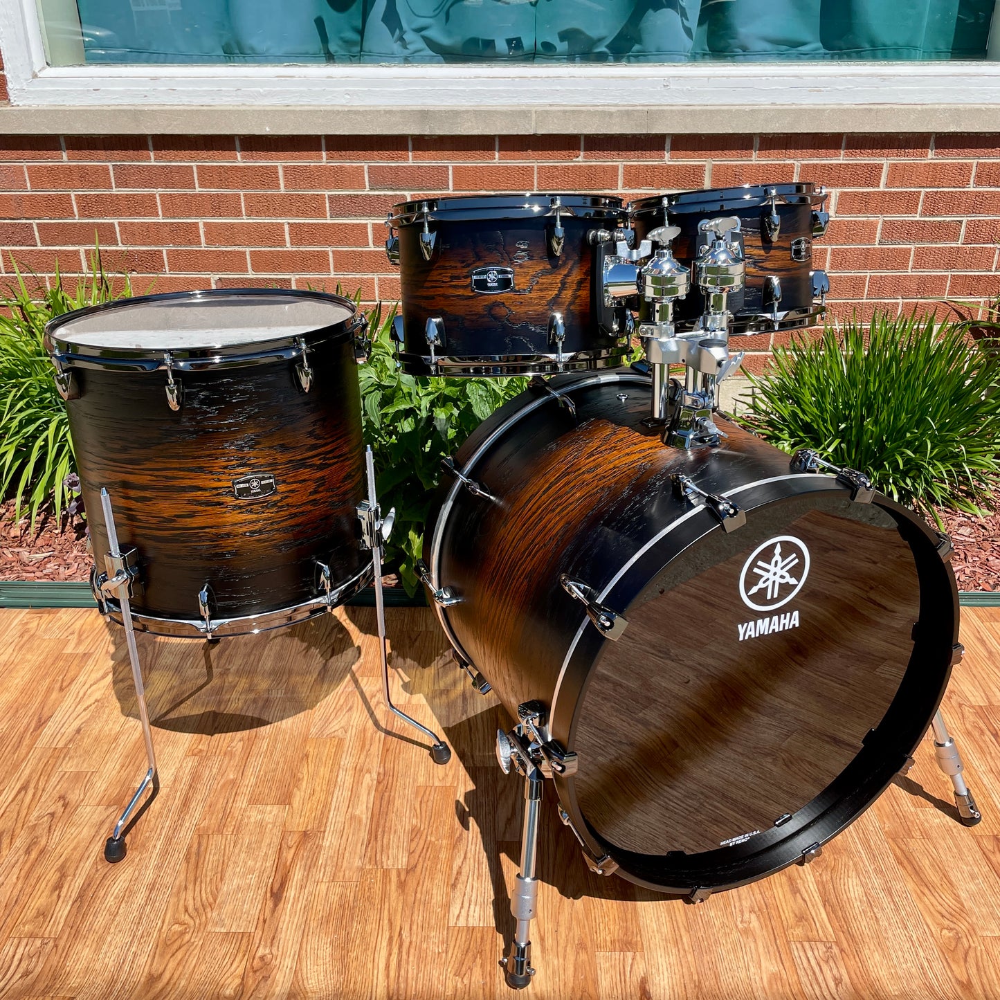Yamaha Live Custom Hybrid Oak Drum Set UZU Earth Sunburst 22/10/12/16