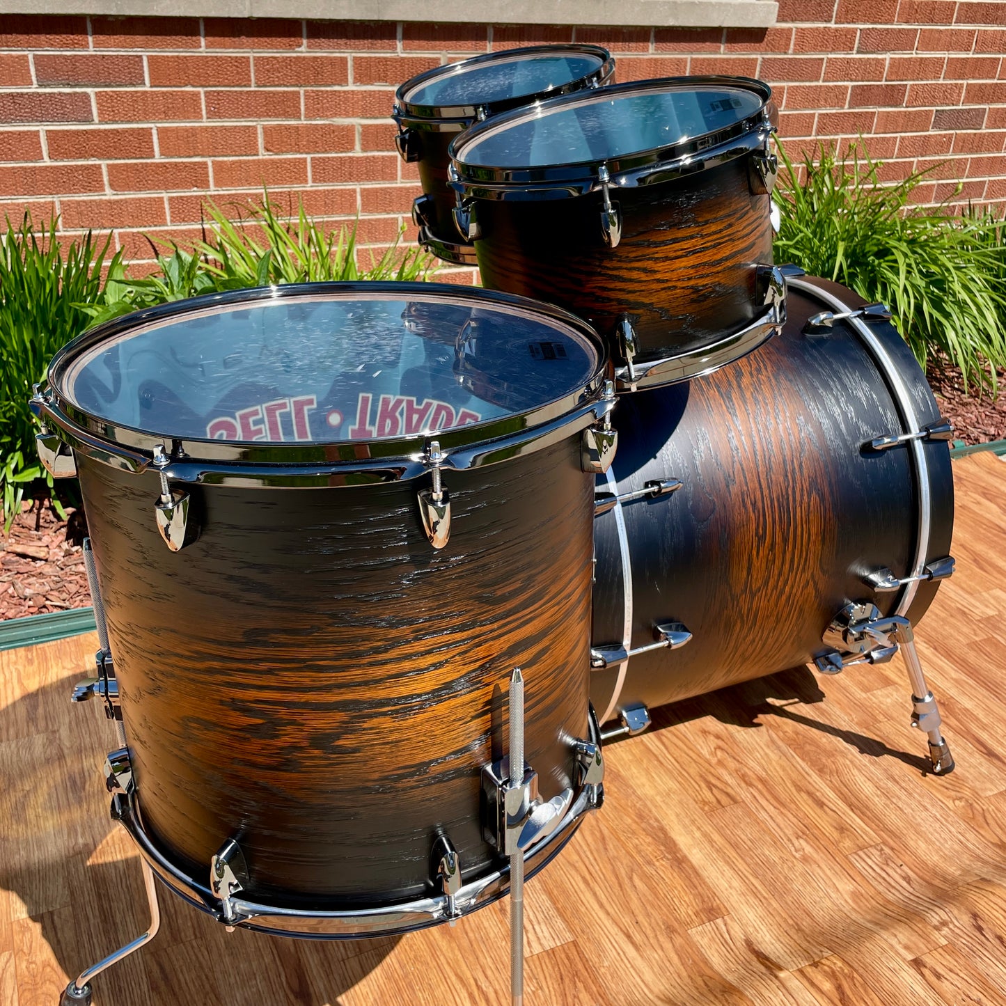 Yamaha Live Custom Hybrid Oak Drum Set UZU Earth Sunburst 22/10/12/16 w/ 5.5x14 Snare