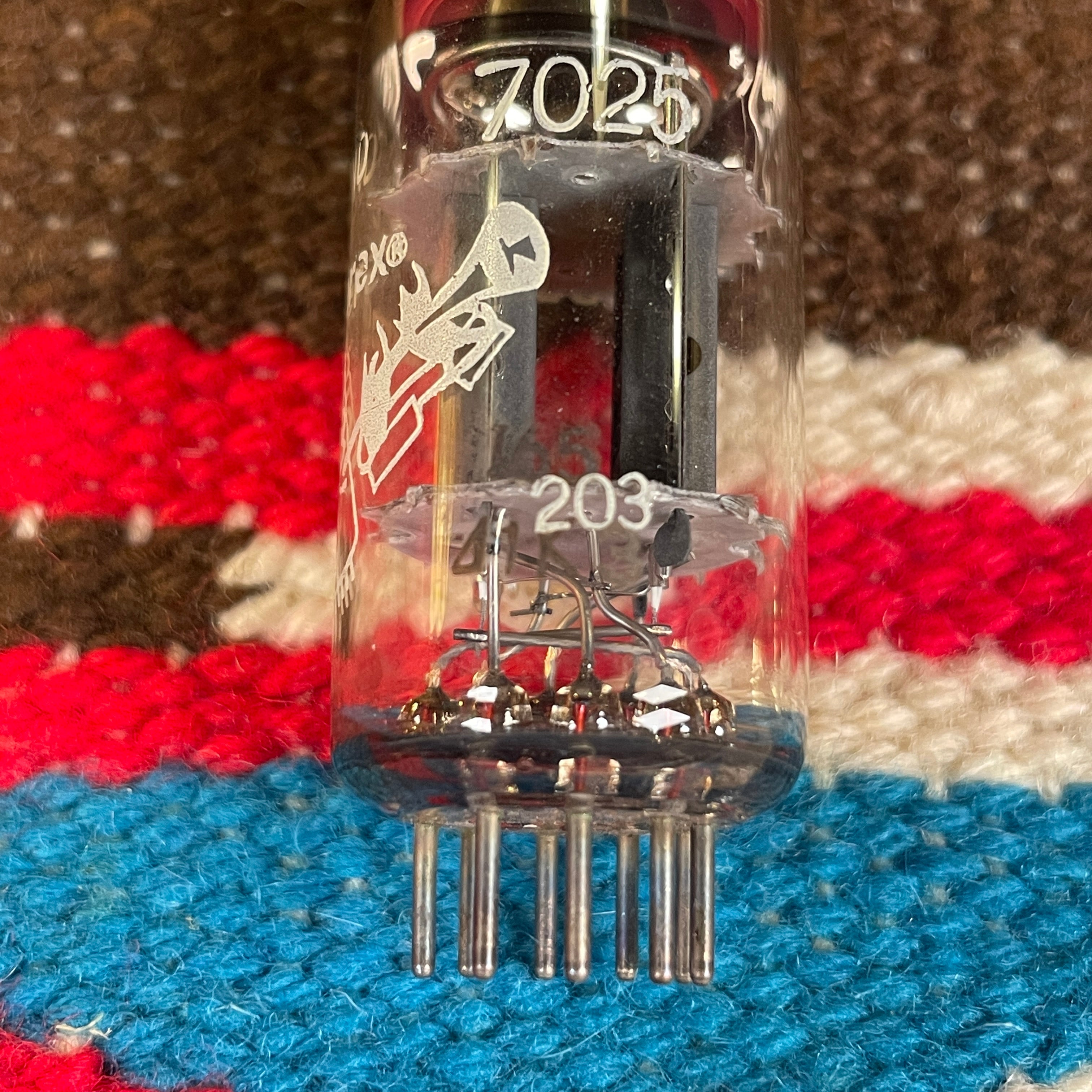 Vintage 1961 Amperex Bugle Boy 7025 / 12AX7 / ECC83 Preamp Tube
