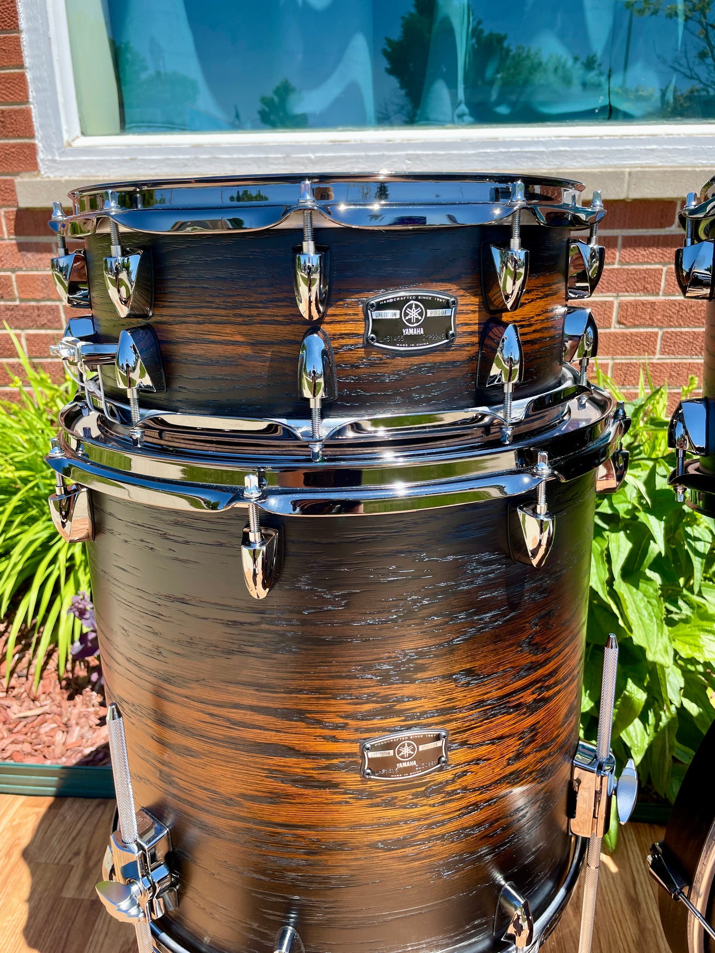 Yamaha Live Custom Hybrid Oak Drum Set UZU Earth Sunburst 22/10/12/16 w/ 5.5x14 Snare