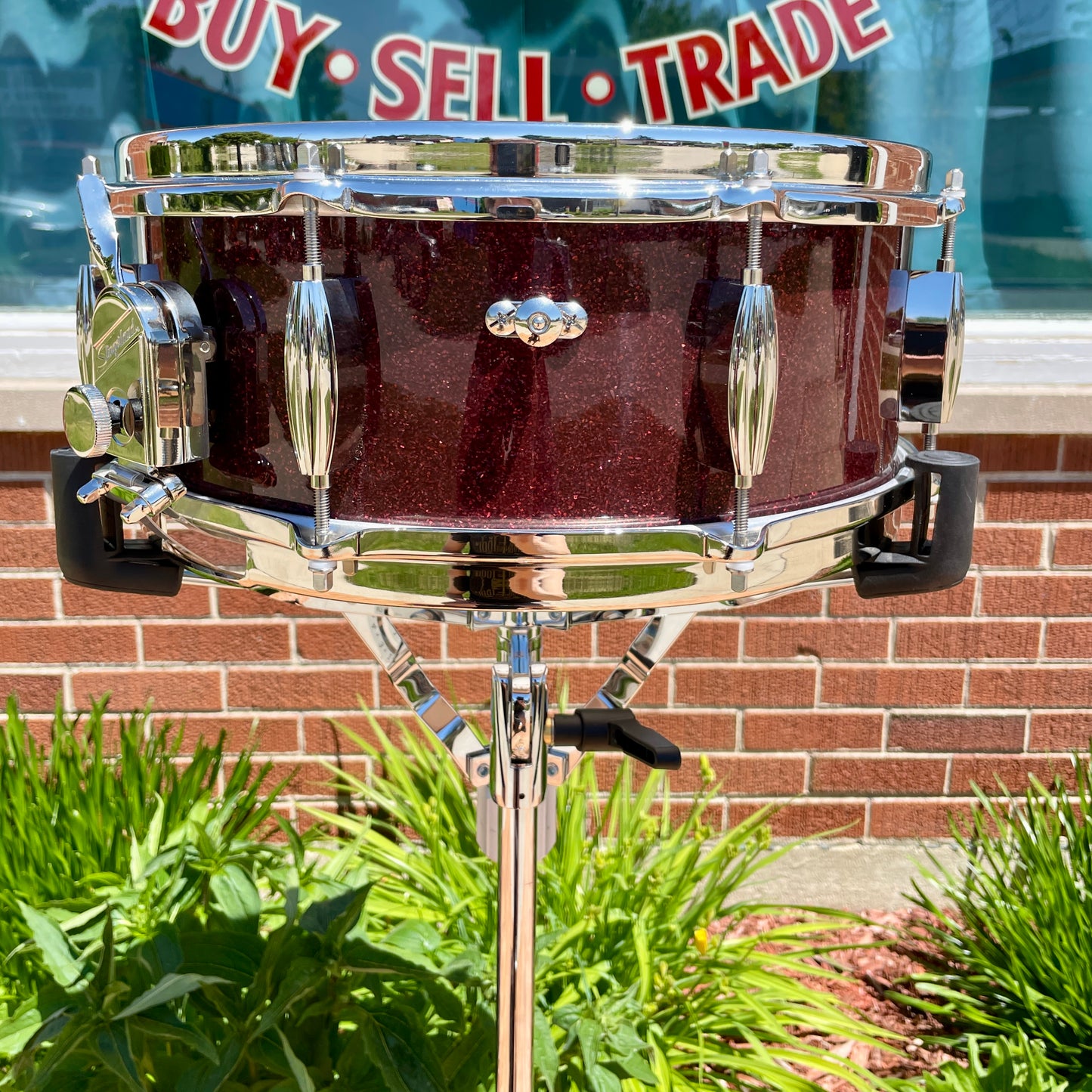 Slingerland Radio King Artist 3-Ply Mahogany/Poplar 5.5x14 Snare Drum Maroon Glass Glitter